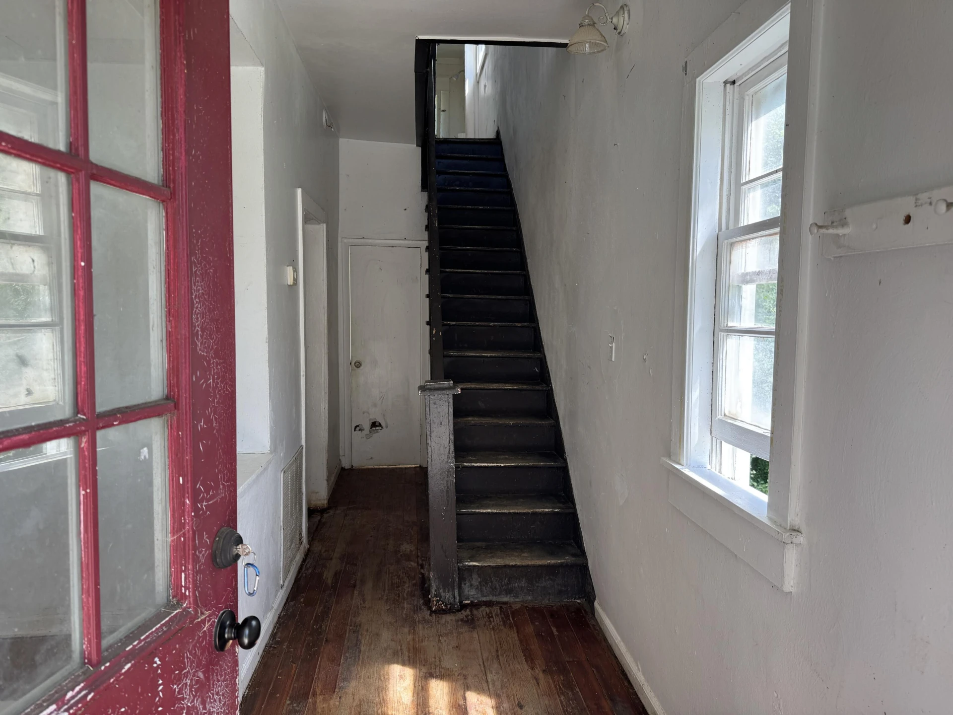 127 Patton AVE NW - Photo 2