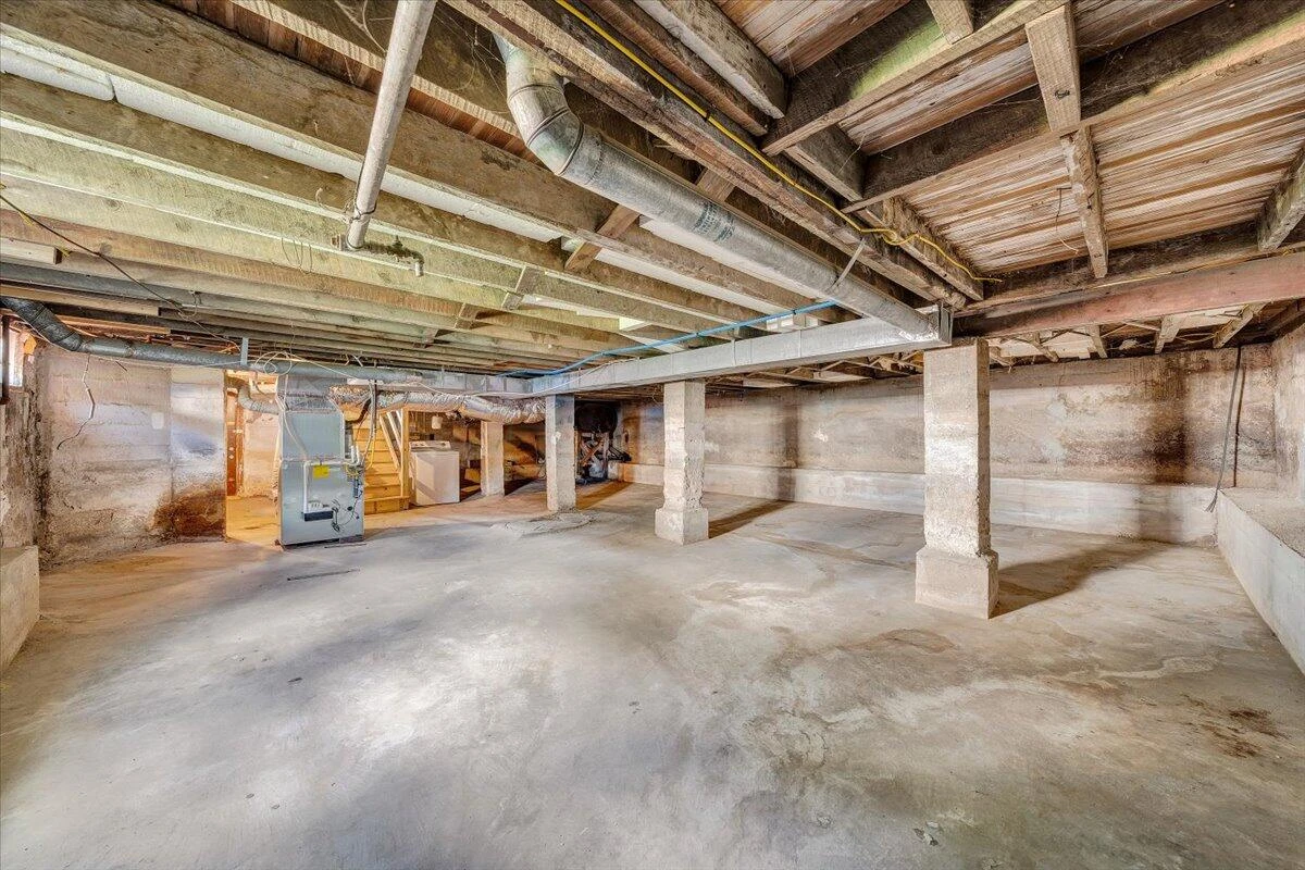 2429 Massachusetts AVE NW - Photo 27