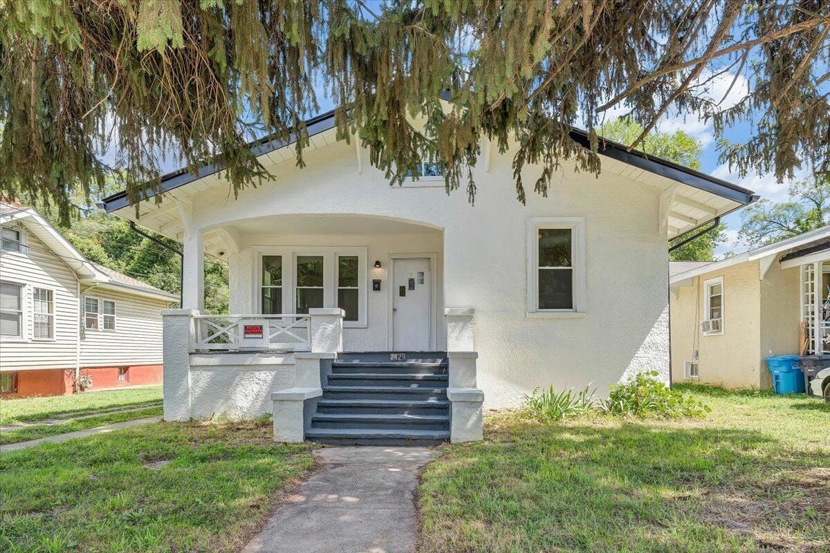 2429 Massachusetts AVE NW - Photo 38