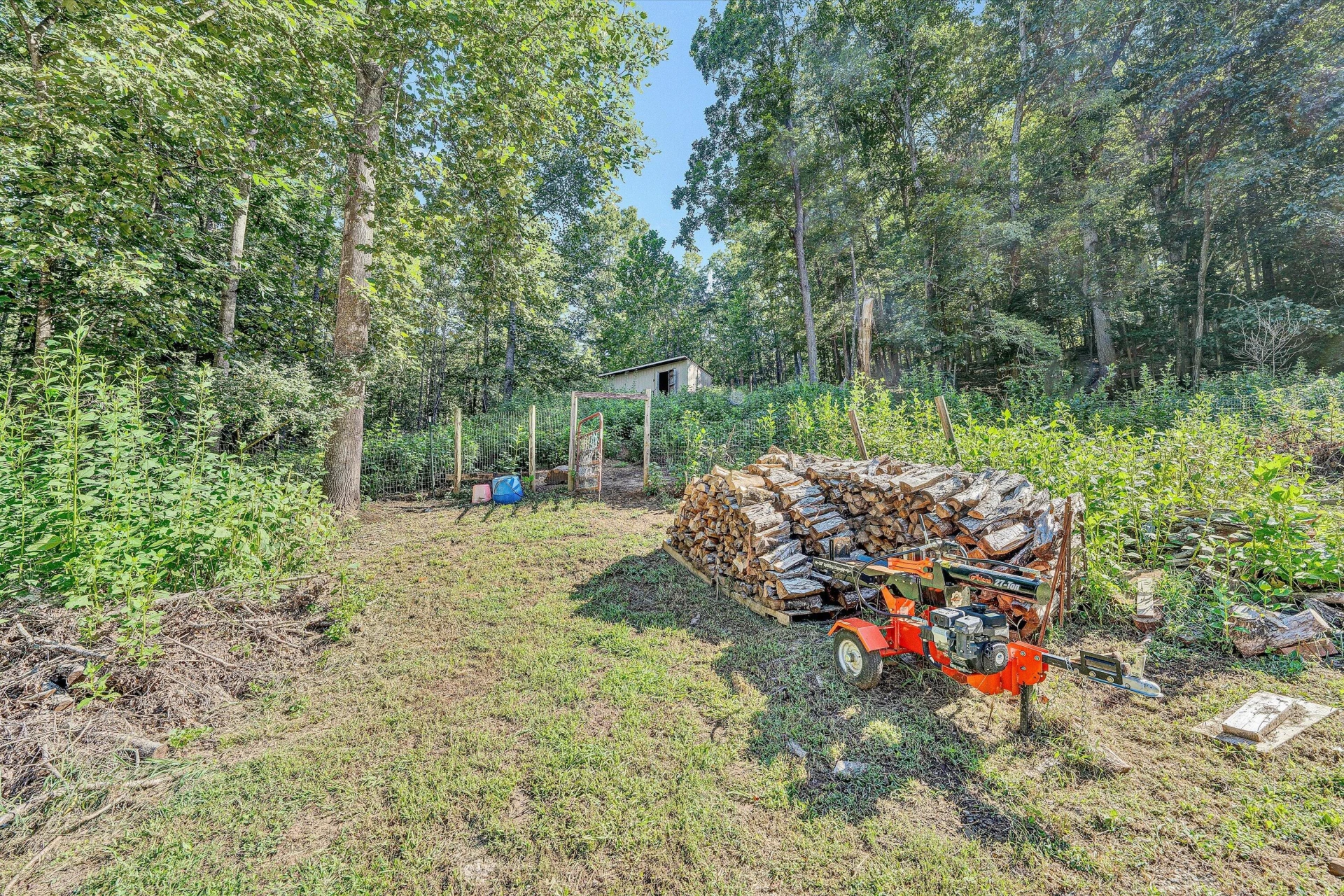 4152 Carr Rouse RD - Photo 35