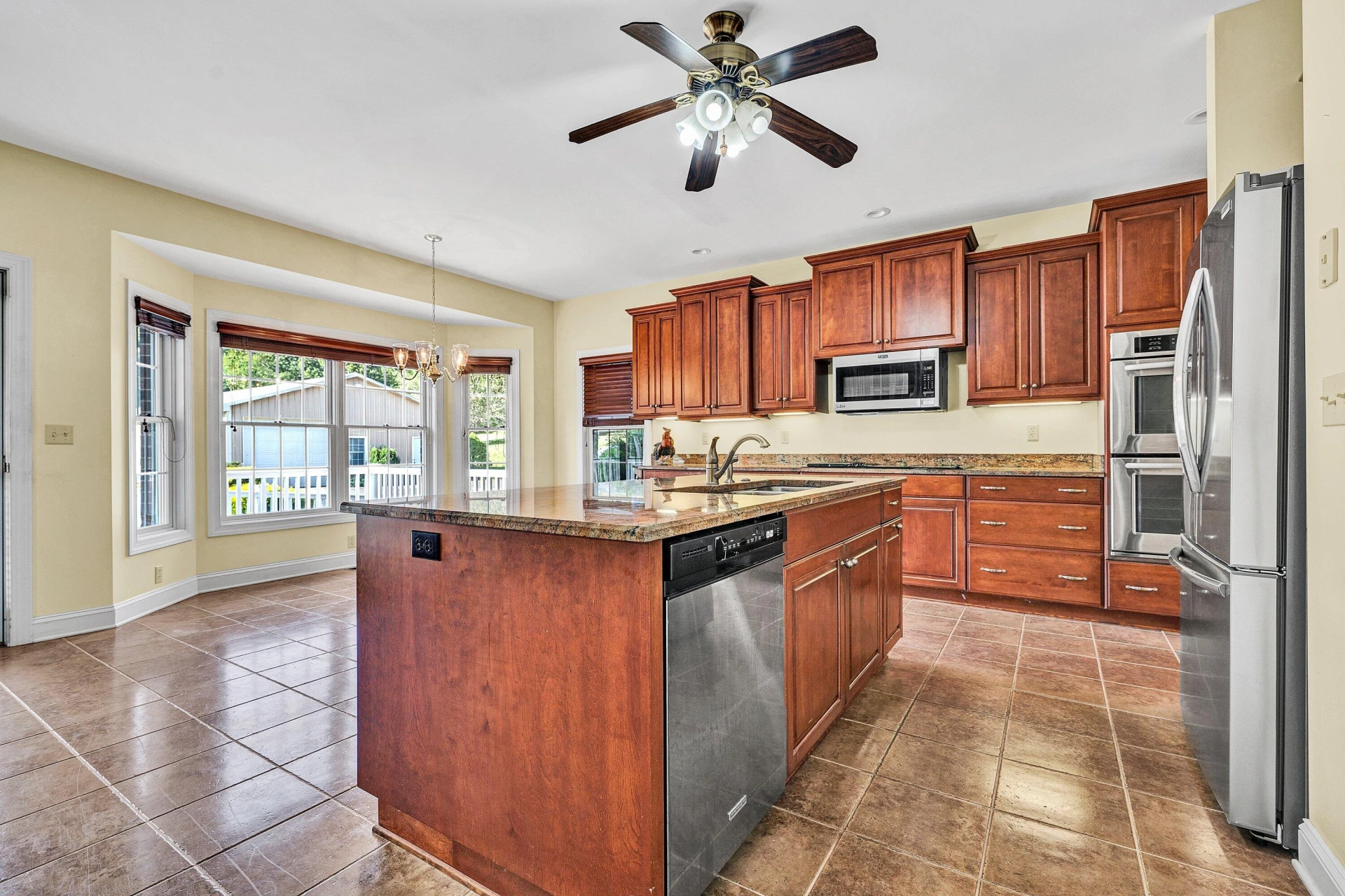 370 Saddlewood DR - Photo 11