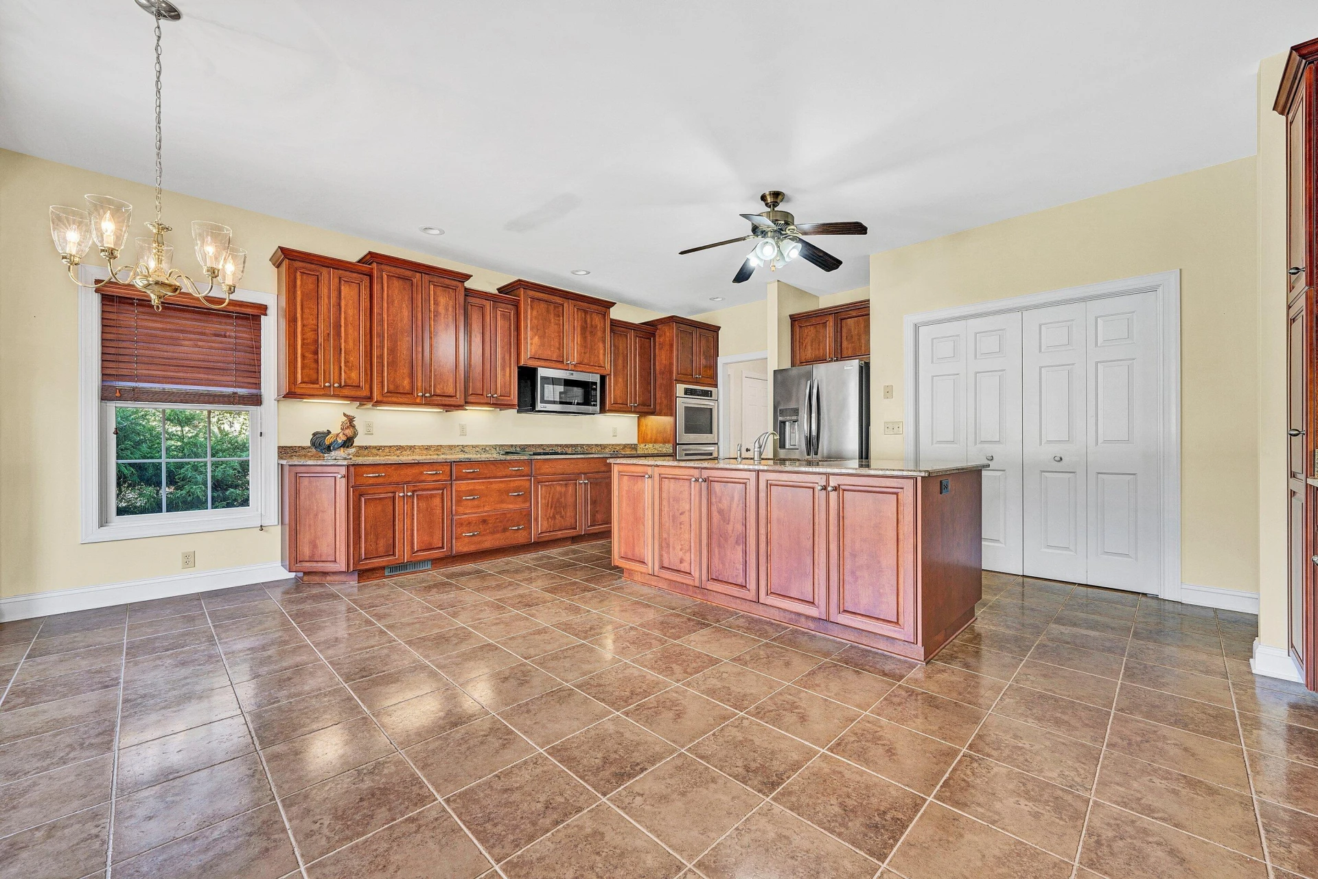 370 Saddlewood DR - Photo 12
