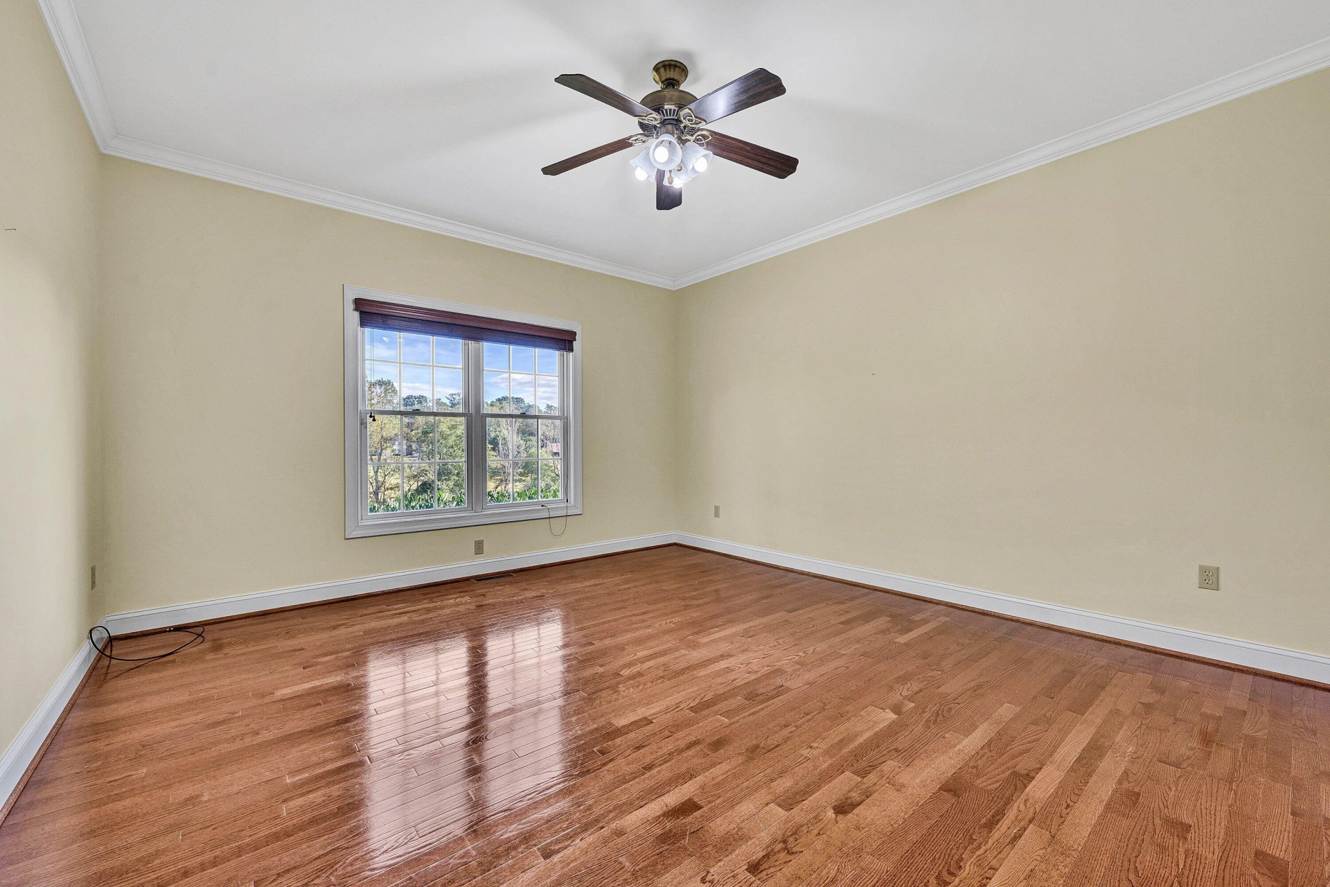 370 Saddlewood DR - Photo 16