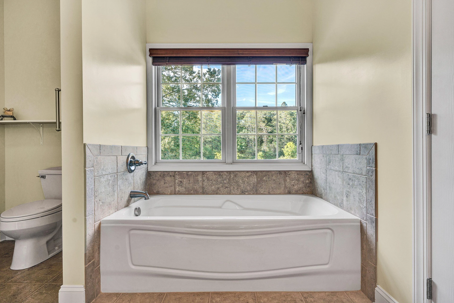 370 Saddlewood DR - Photo 22