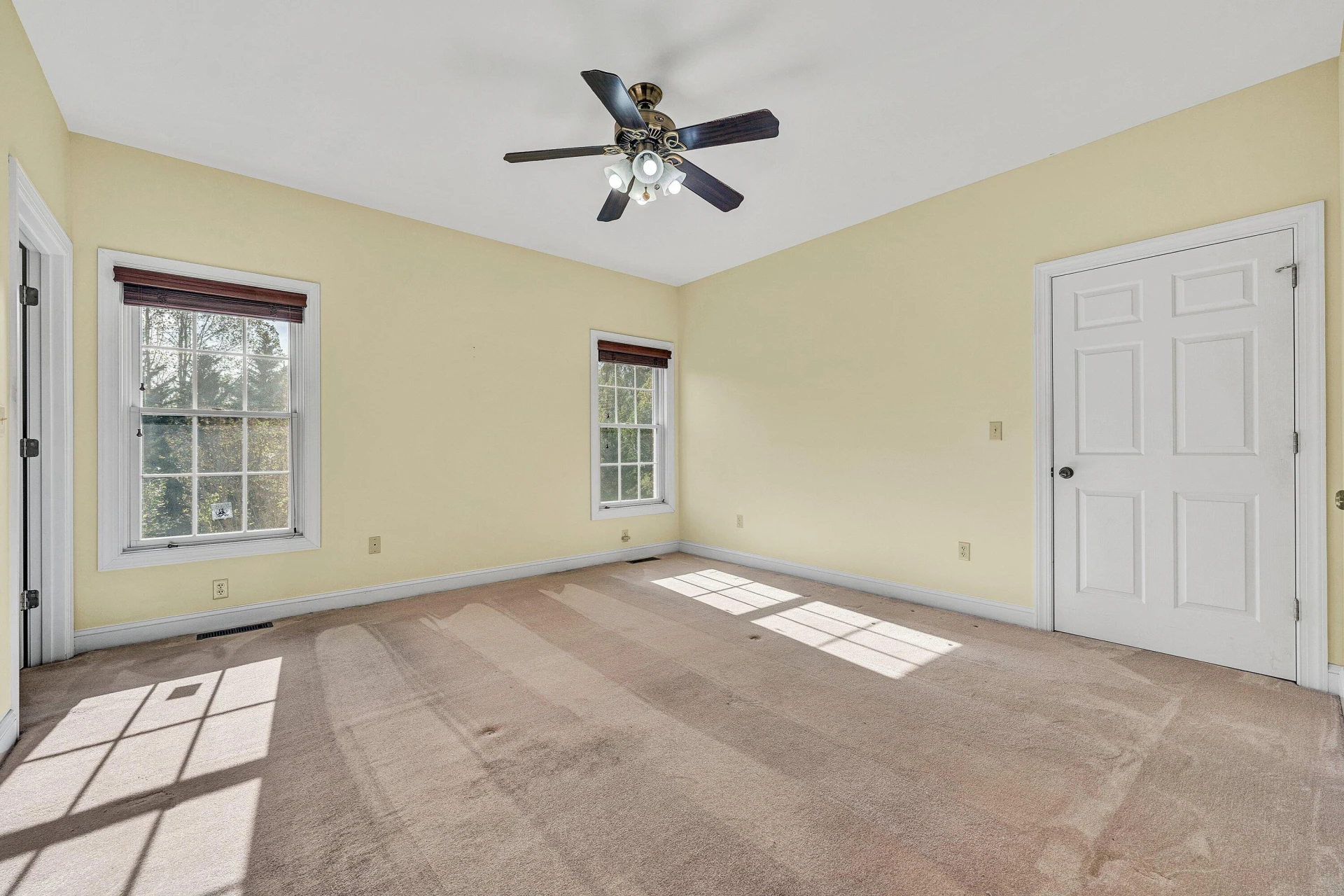 370 Saddlewood DR - Photo 28