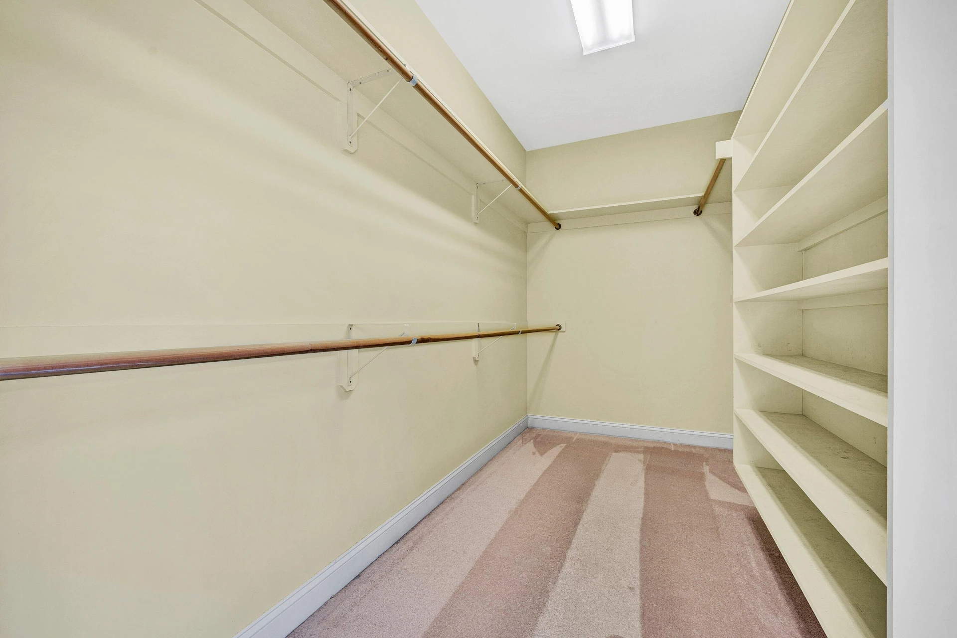 370 Saddlewood DR - Photo 31