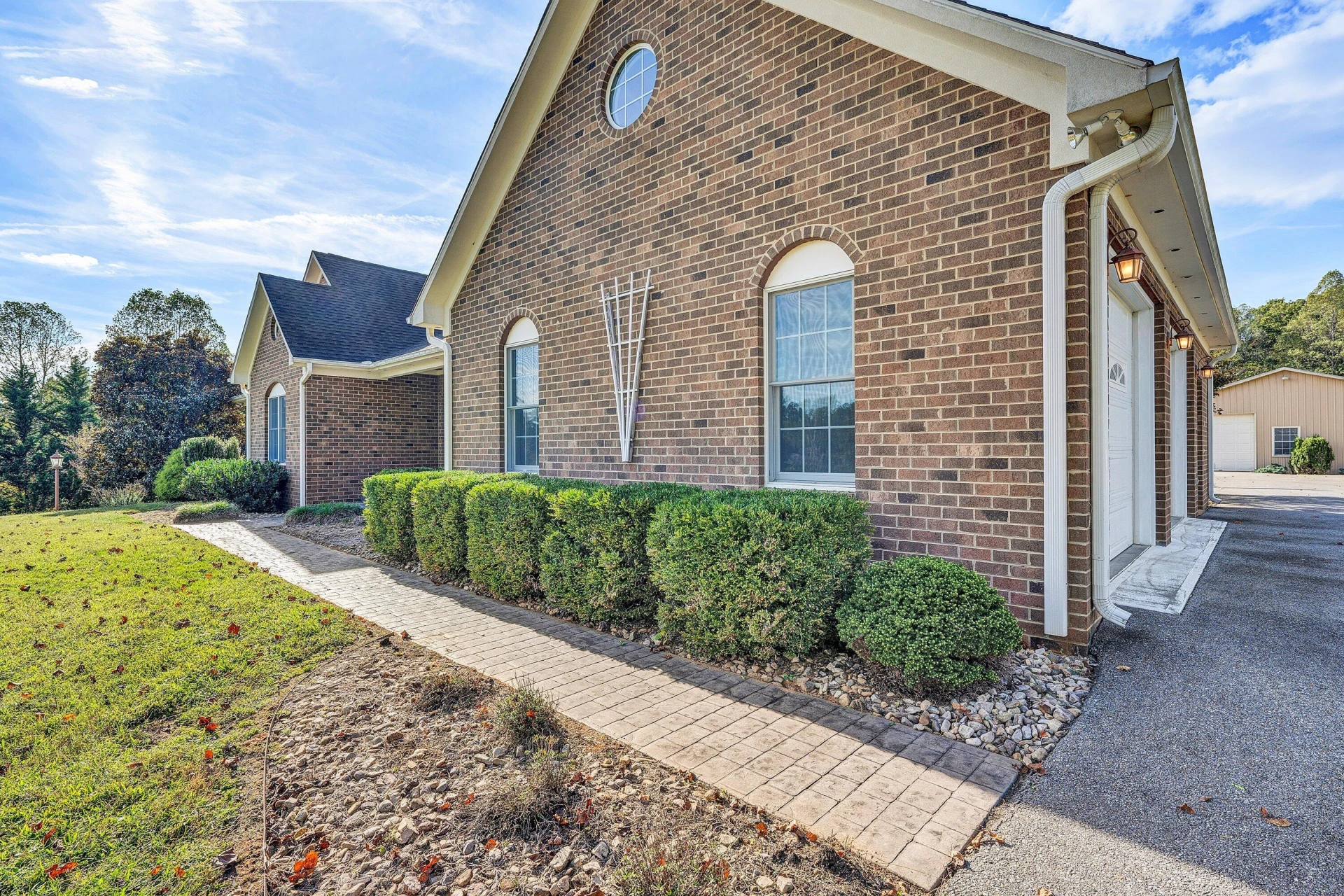 370 Saddlewood DR - Photo 42