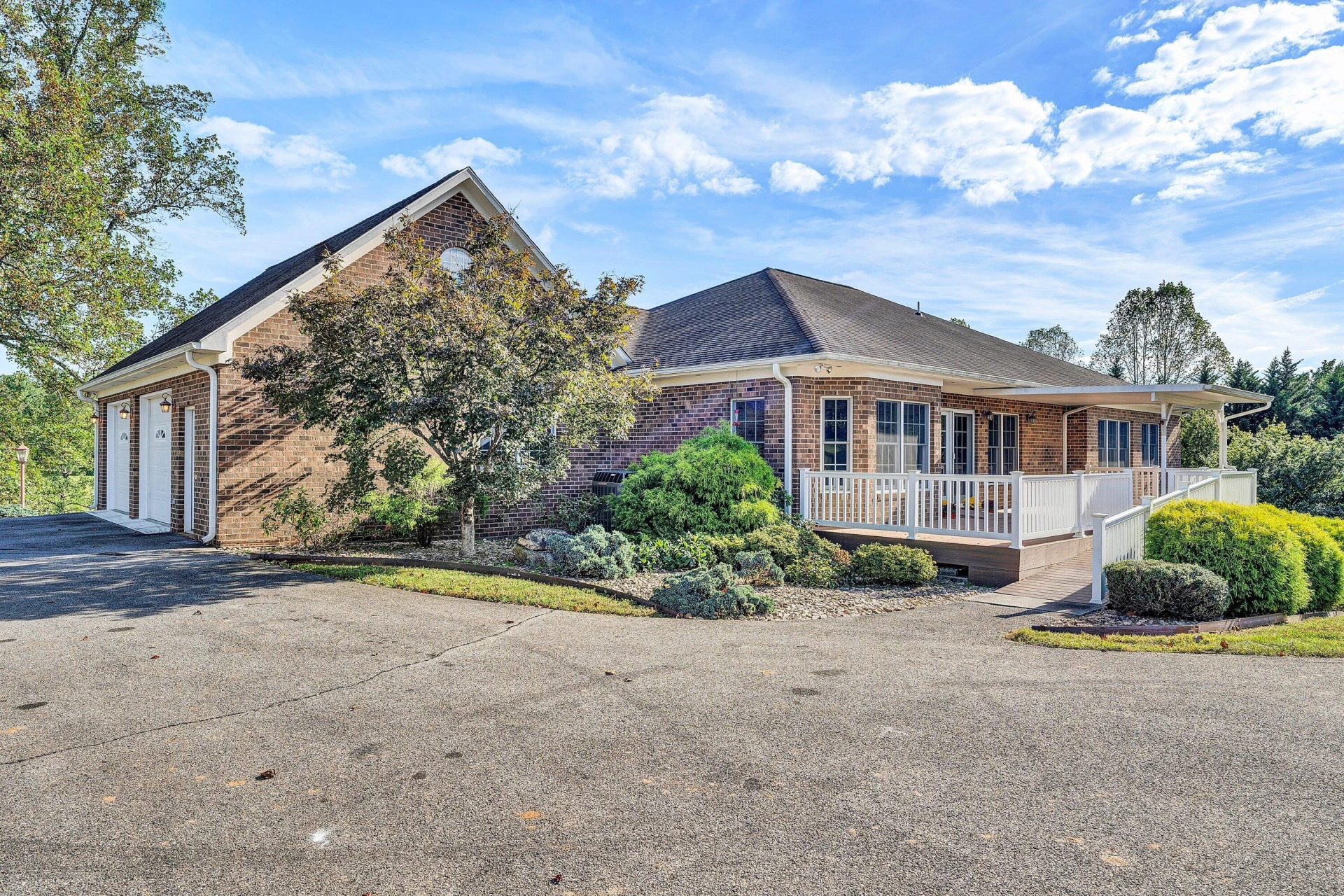 370 Saddlewood DR - Photo 43