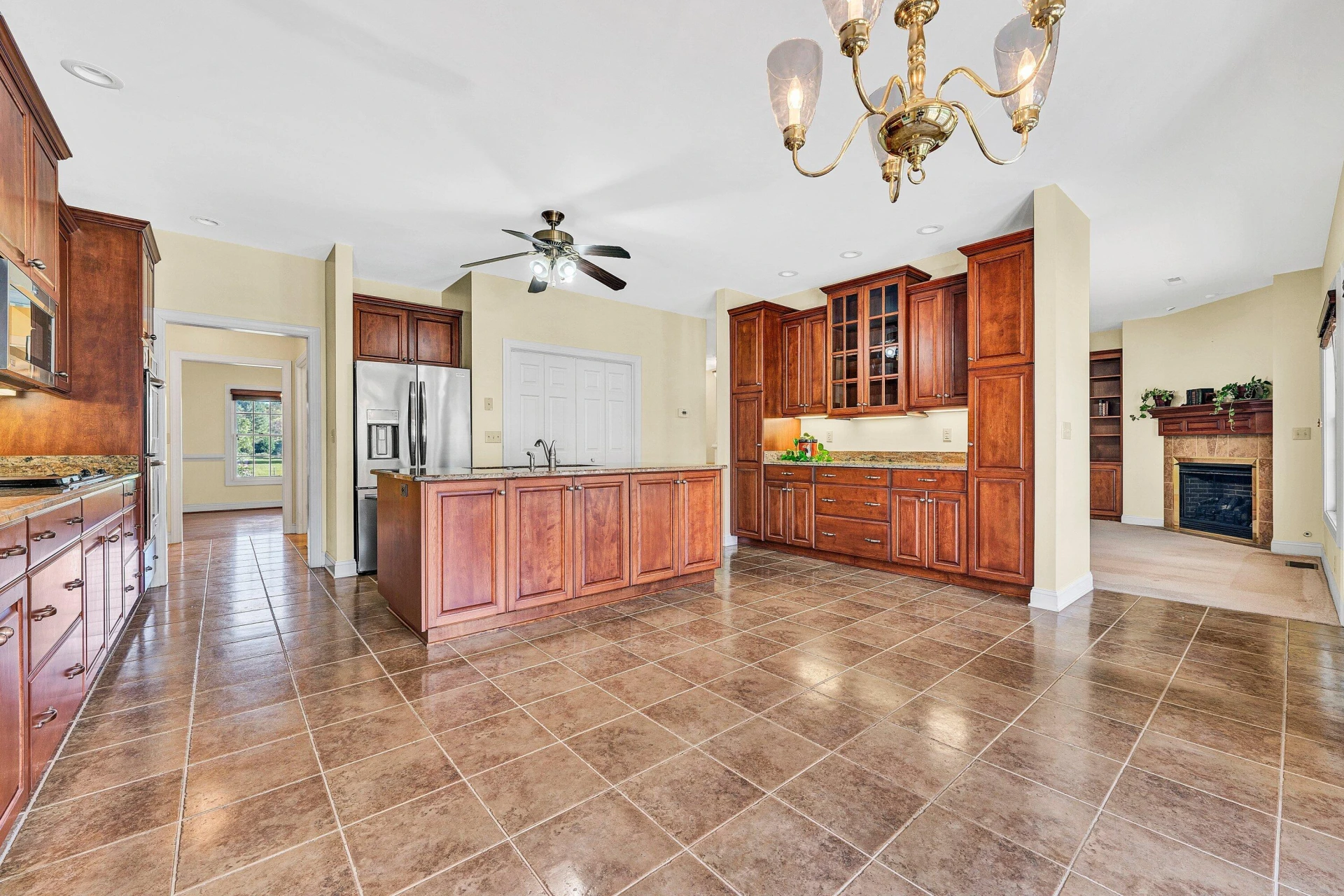 370 Saddlewood DR - Photo 7