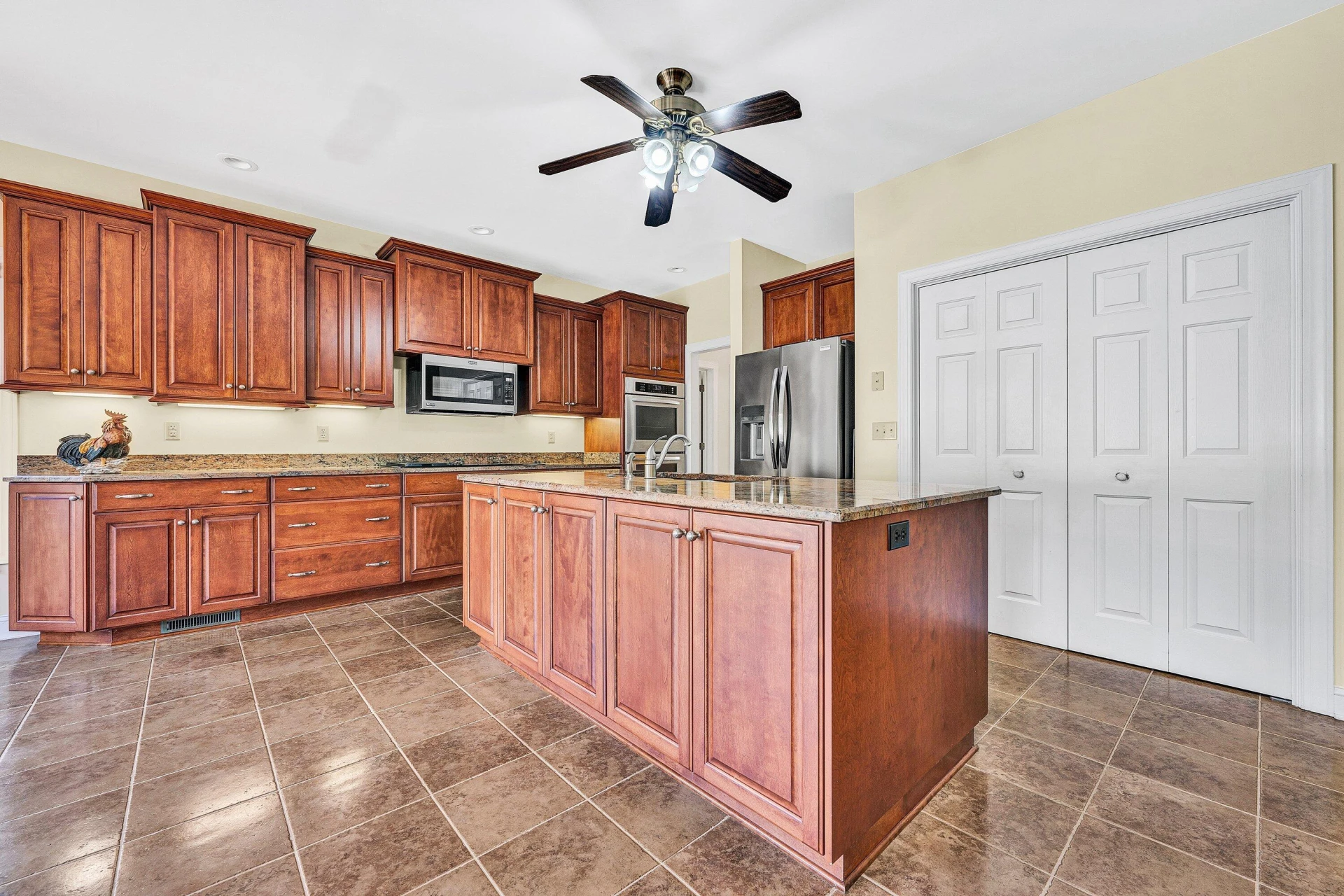 370 Saddlewood DR - Photo 9