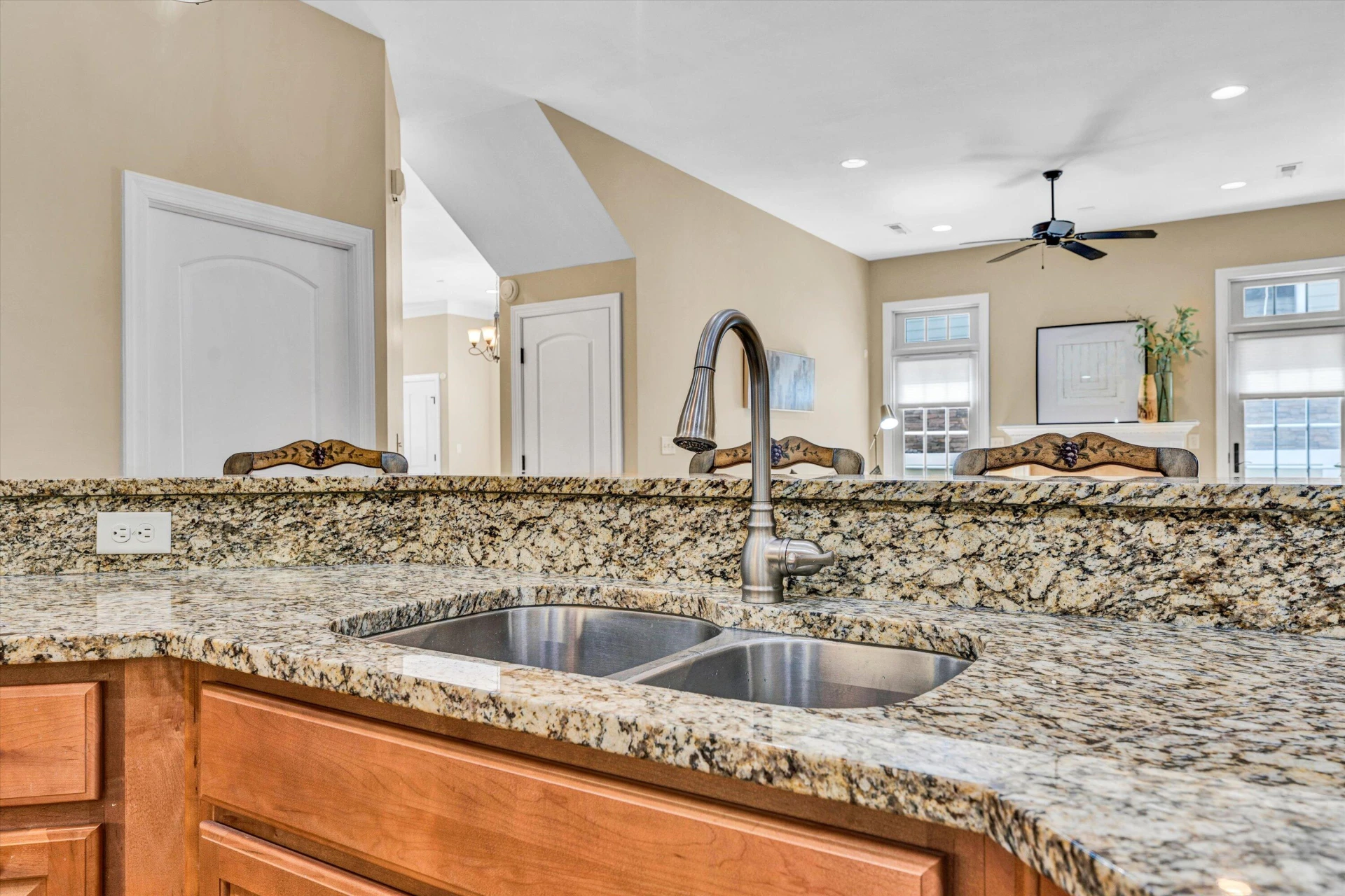 4944 Towne DR - Photo 25