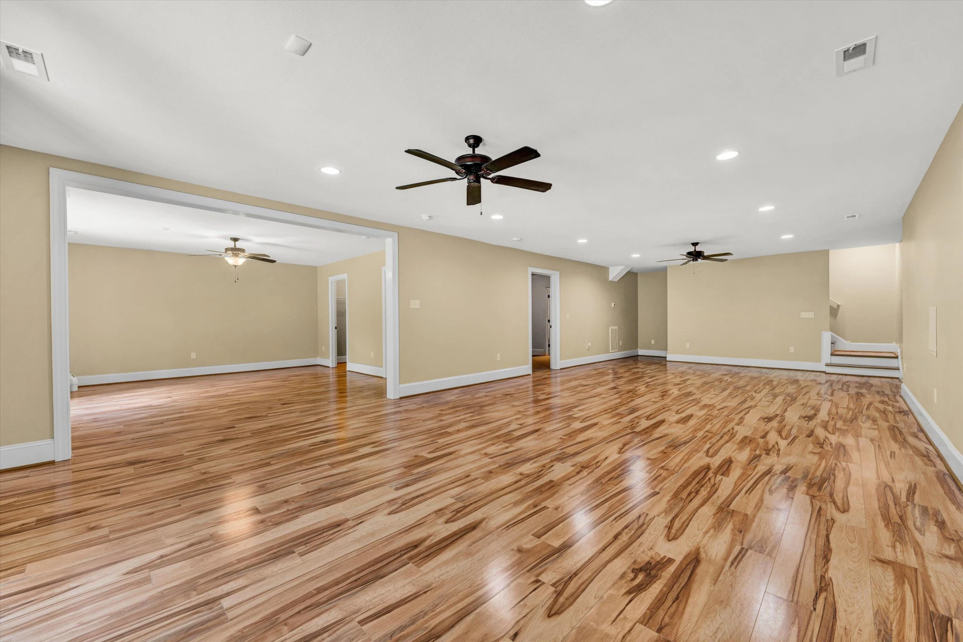 4944 Towne DR - Photo 42