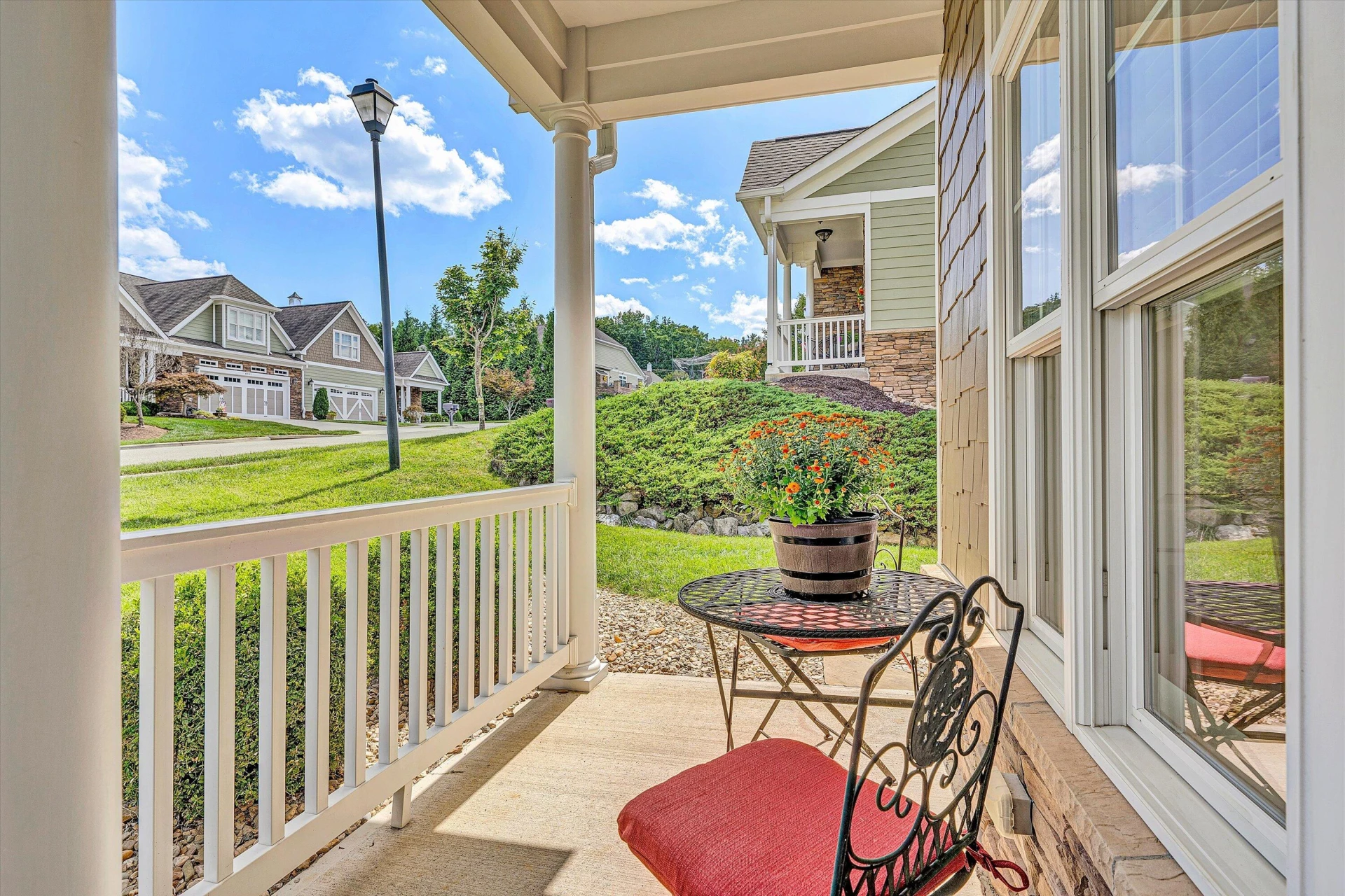 4944 Towne DR - Photo 8