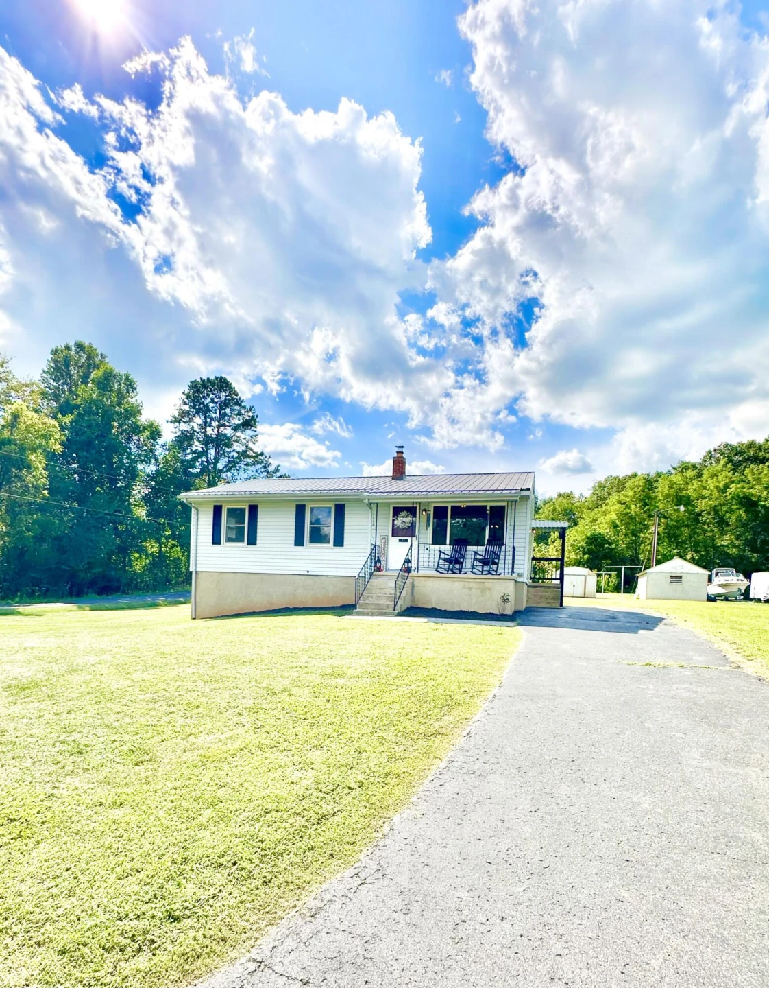 17 Cliffwood DR