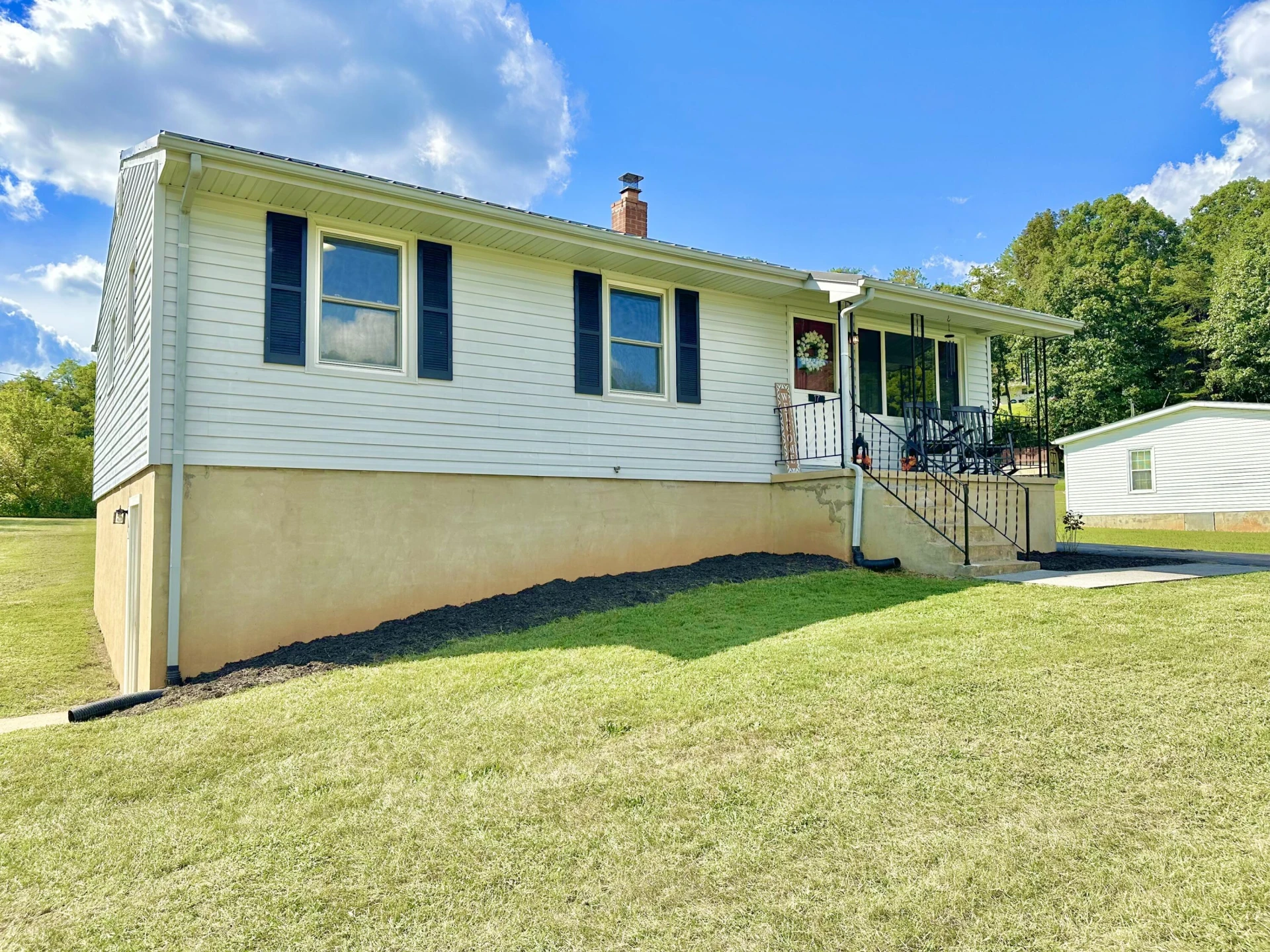 17 Cliffwood DR - Photo 3