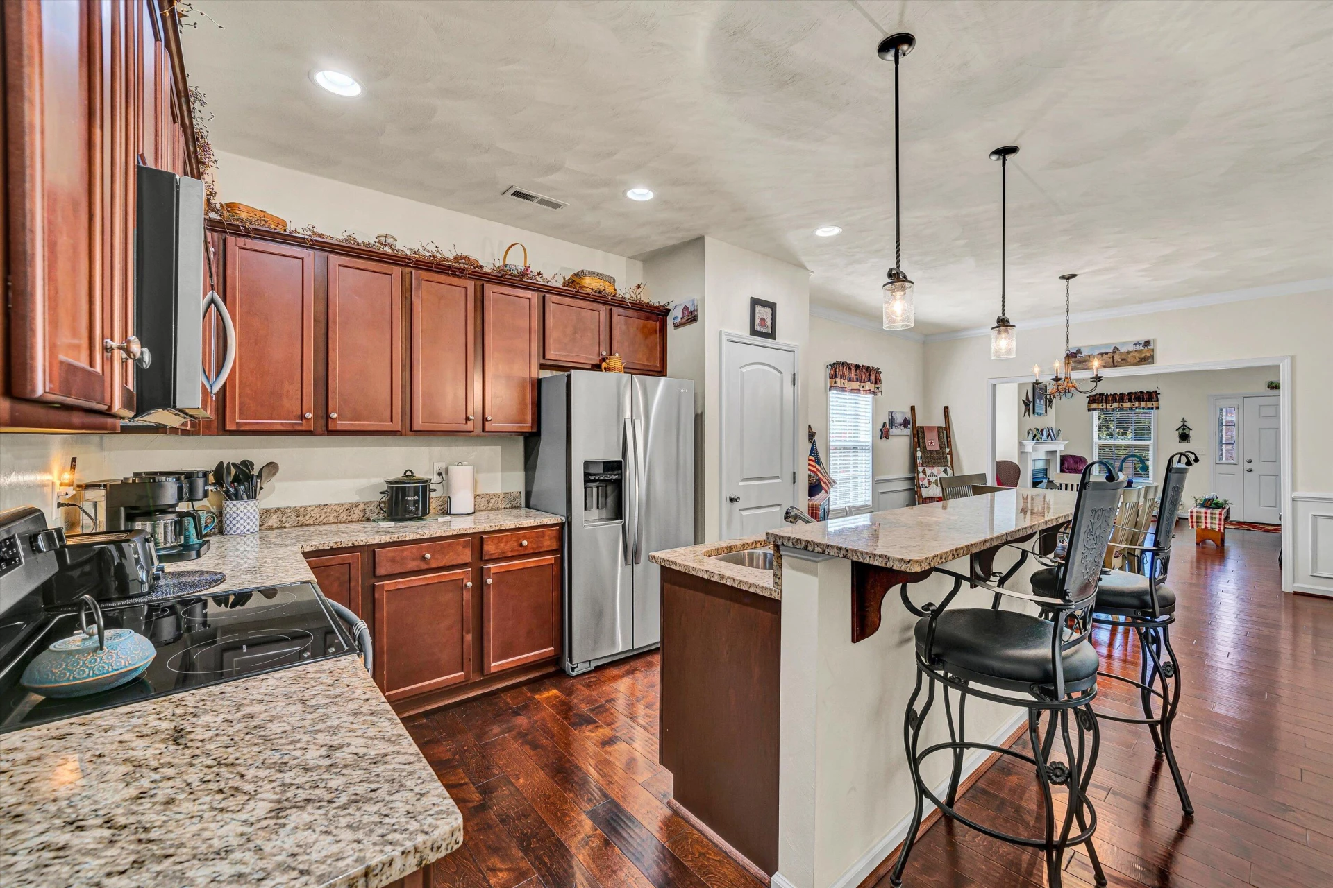 8355 Leighburn DR - Photo 10
