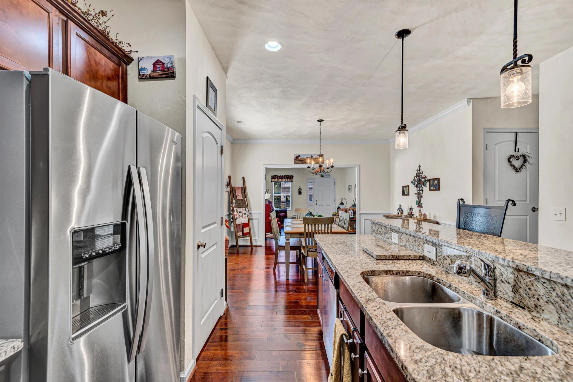 8355 Leighburn DR - Photo 11