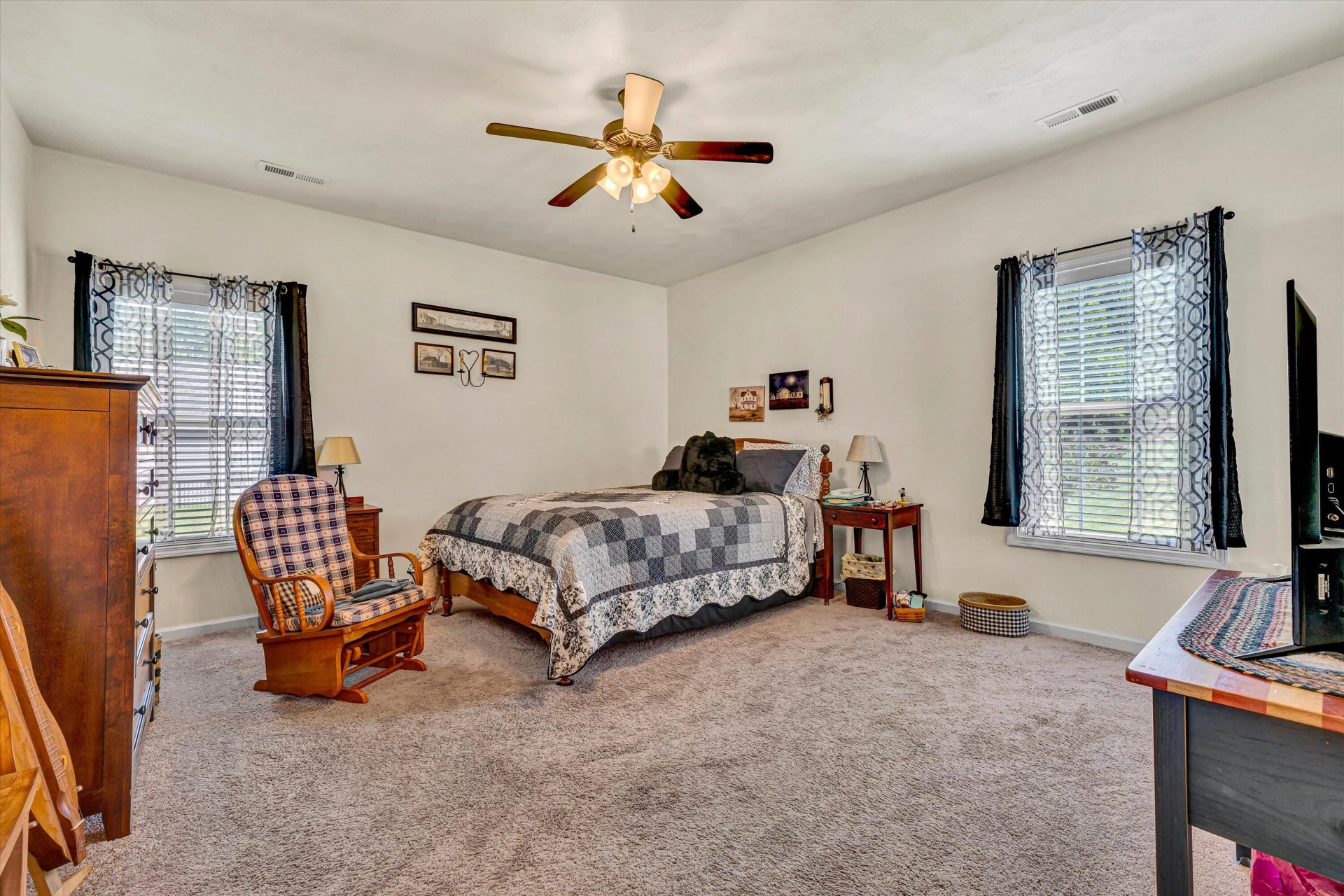 8355 Leighburn DR - Photo 14