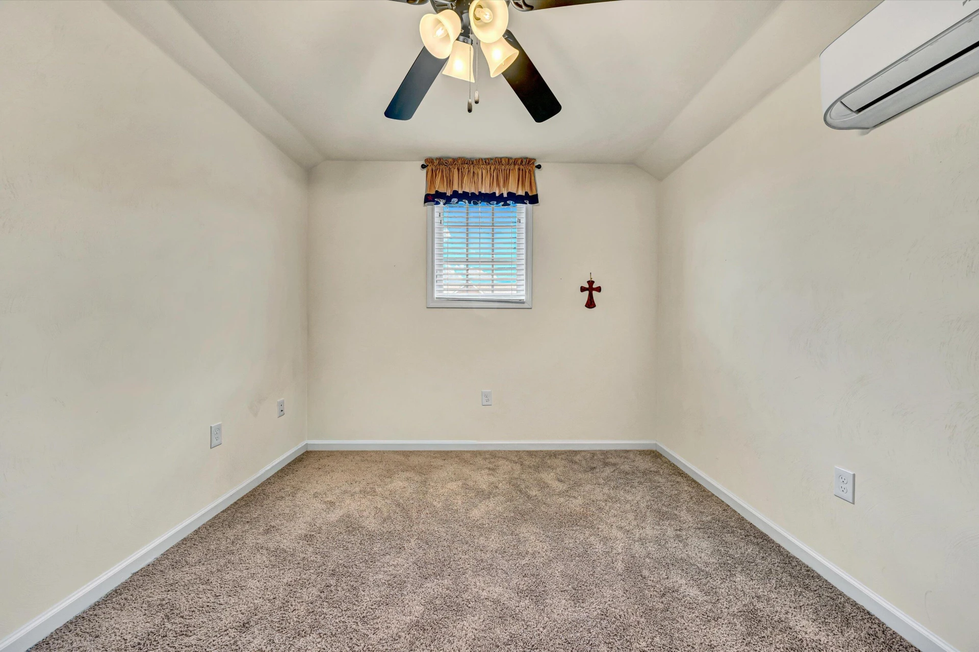 8355 Leighburn DR - Photo 21