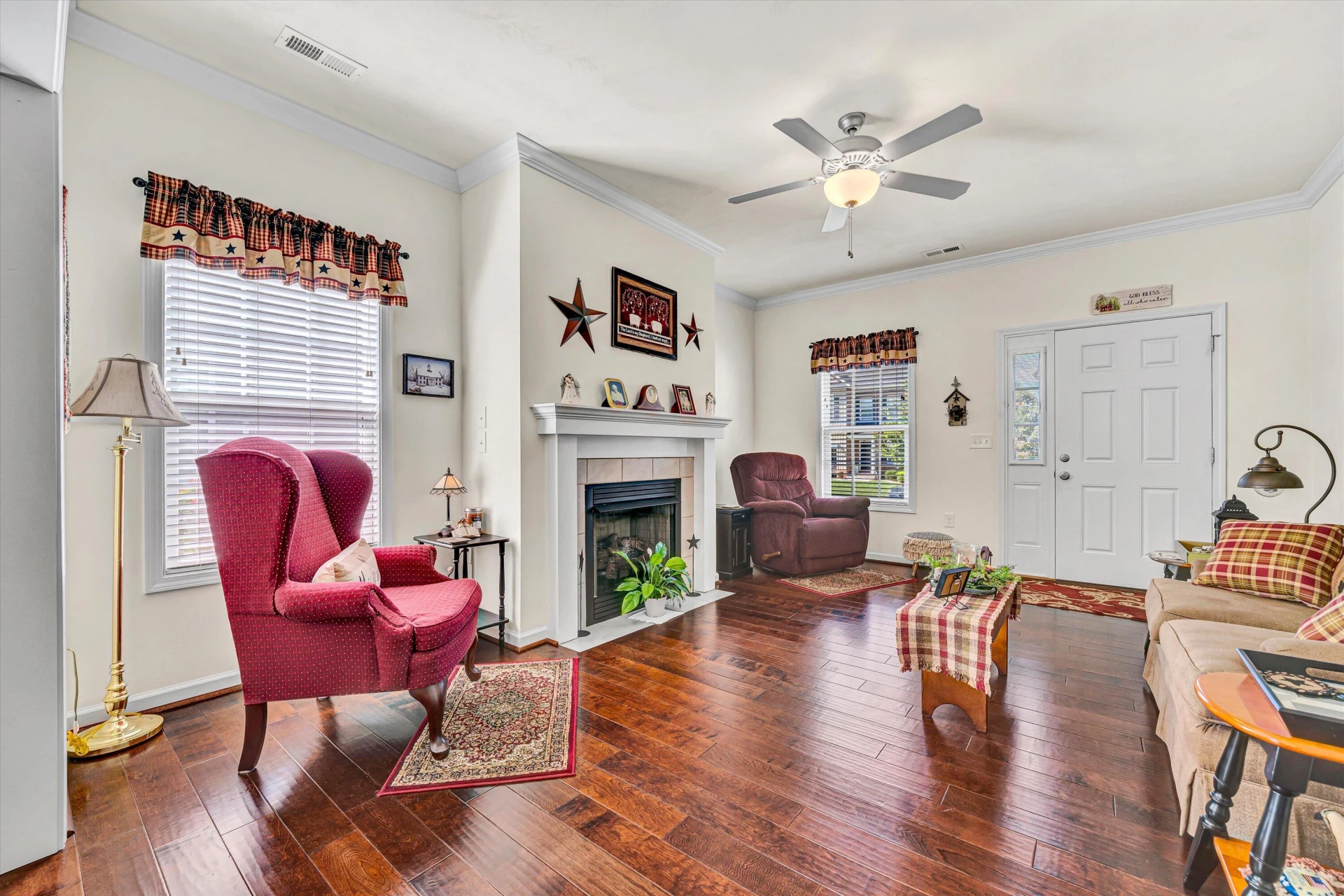 8355 Leighburn DR - Photo 3