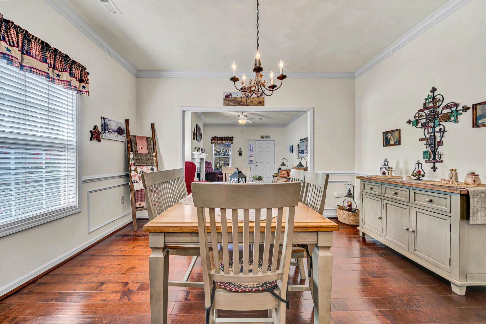 8355 Leighburn DR - Photo 4