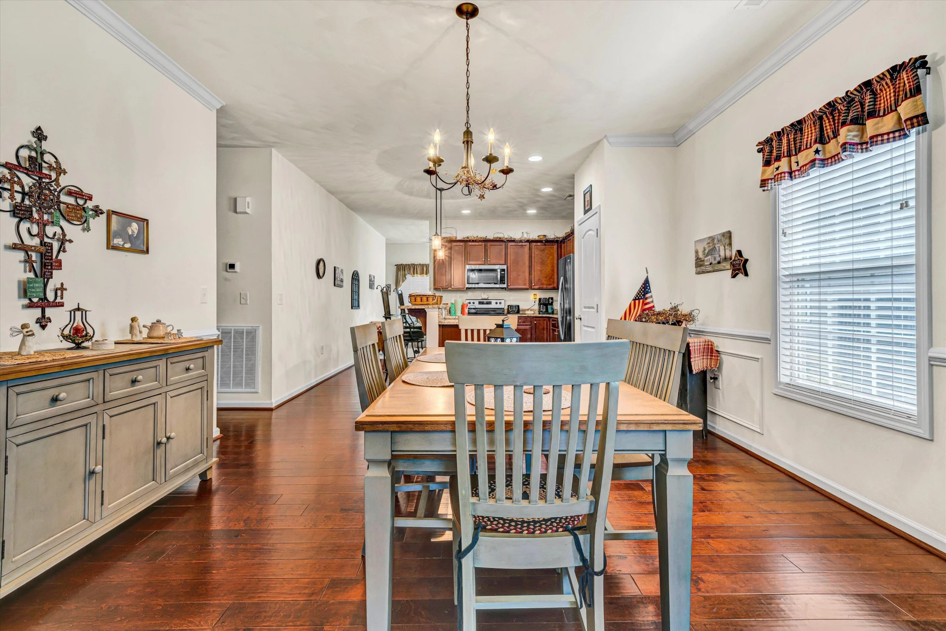 8355 Leighburn DR - Photo 6