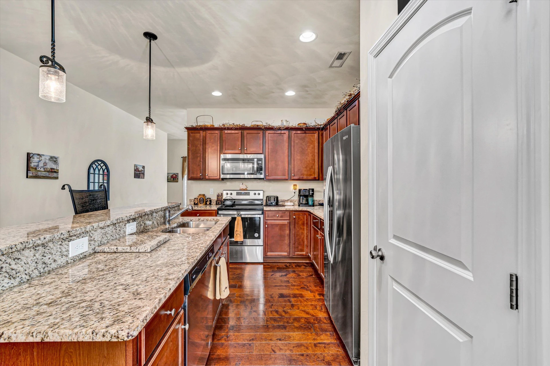 8355 Leighburn DR - Photo 9