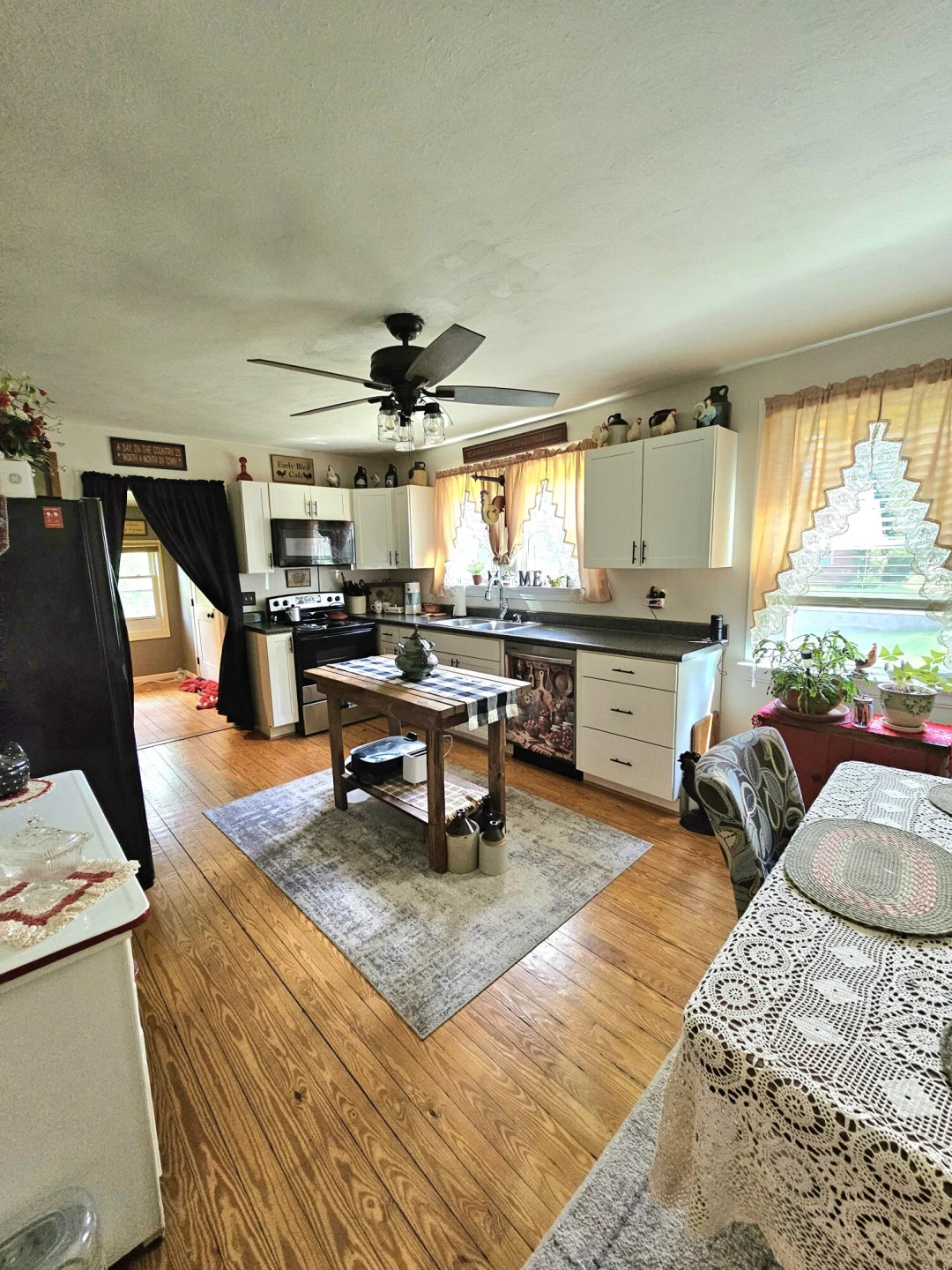 3881 Smith Mountain Lake PKWY - Photo 11