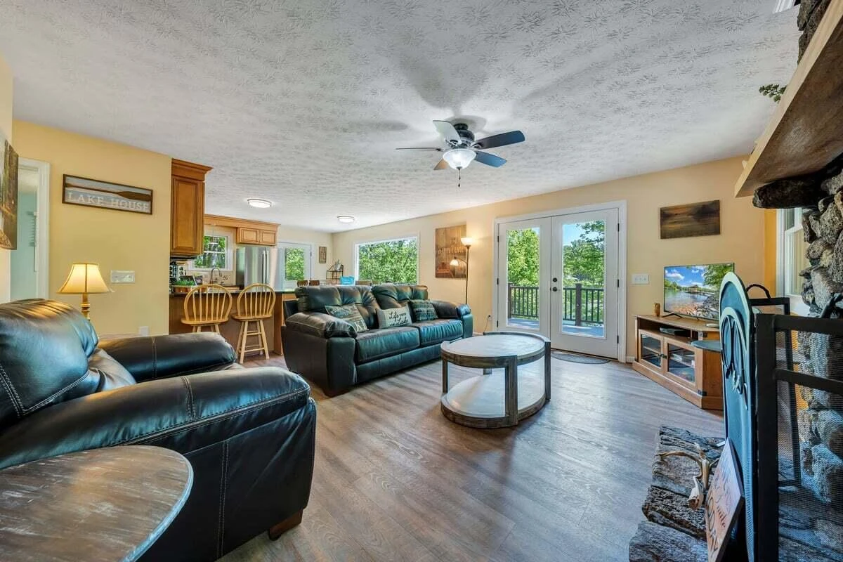 1326 Cox ST - Photo 3