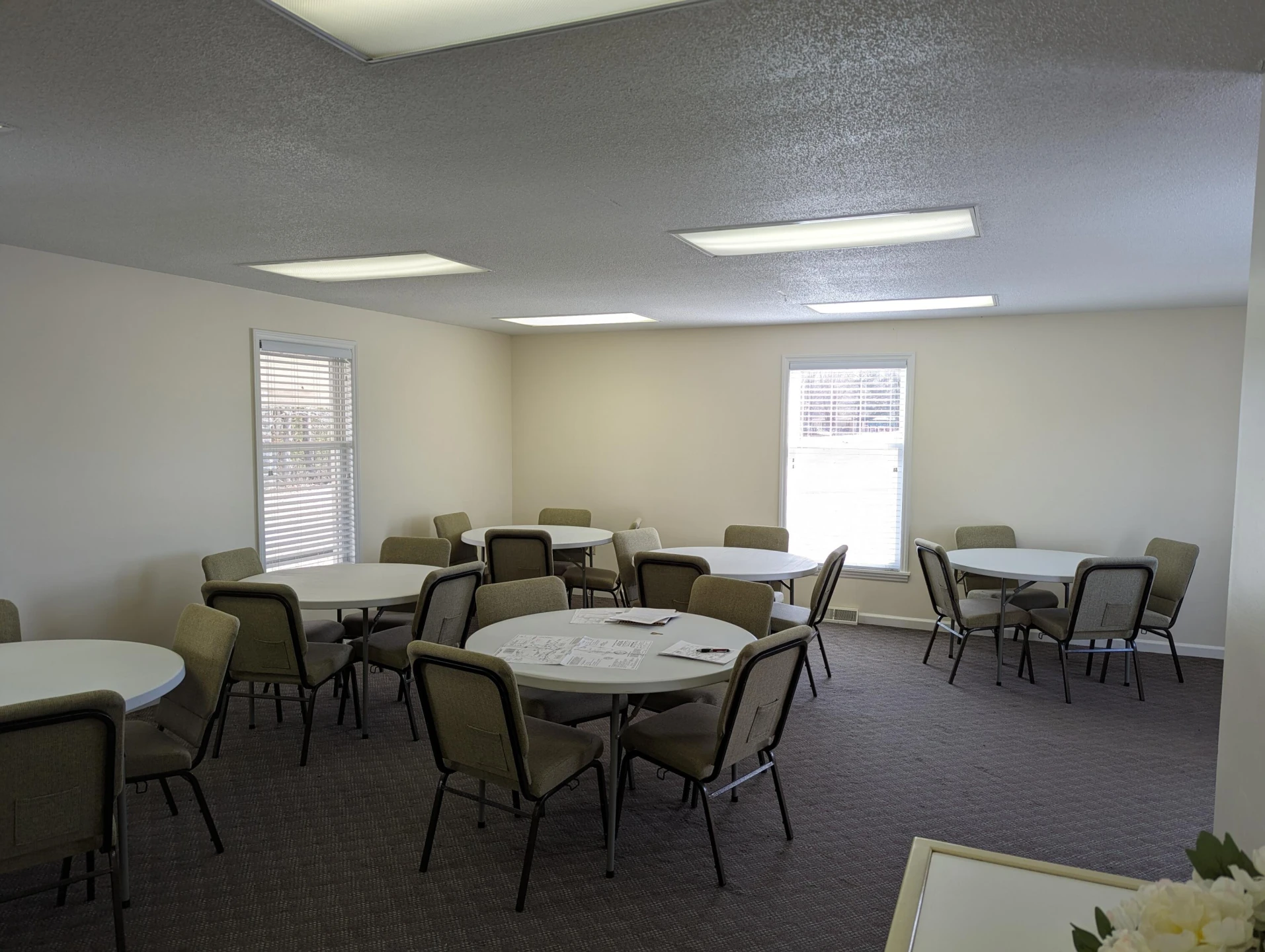 2820 Sawmill RD - Photo 14