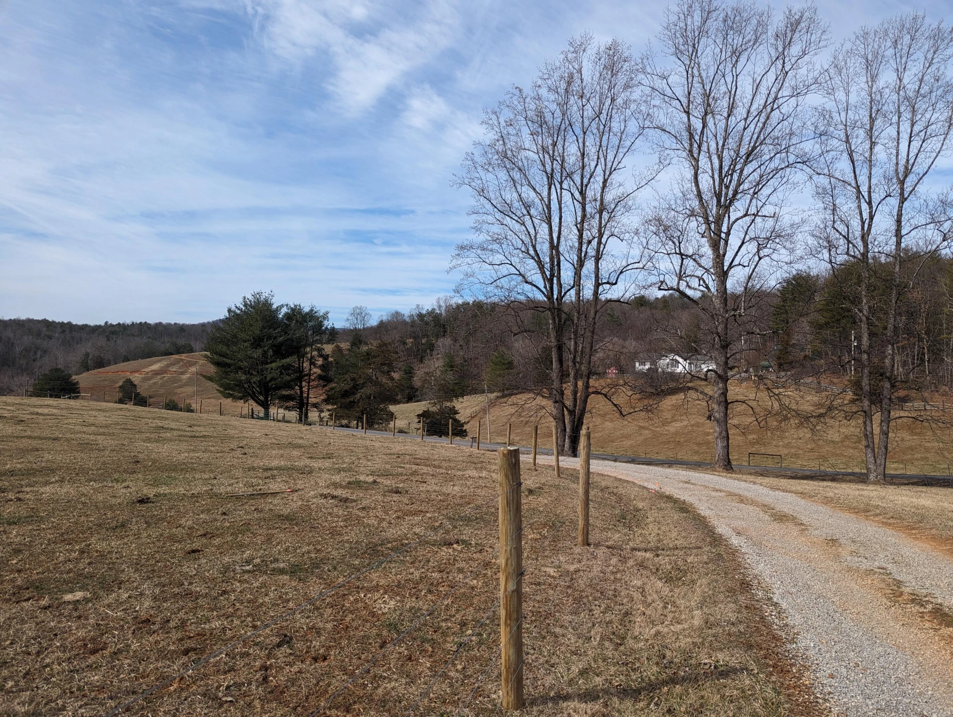 2820 Sawmill RD - Photo 36