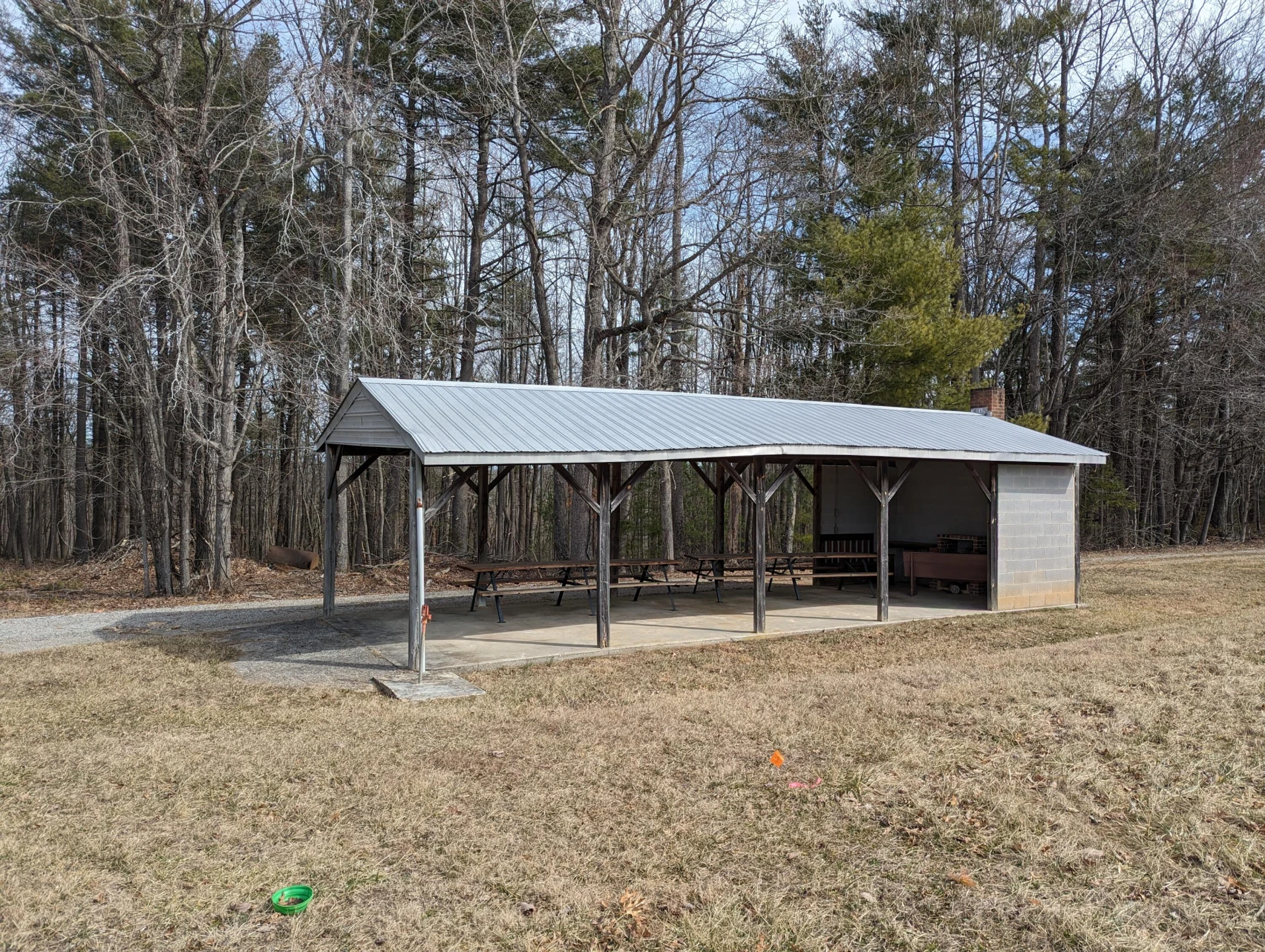 2820 Sawmill RD - Photo 5