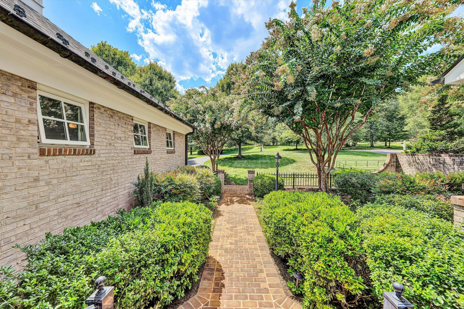 125 Grande Villa DR - Photo 9