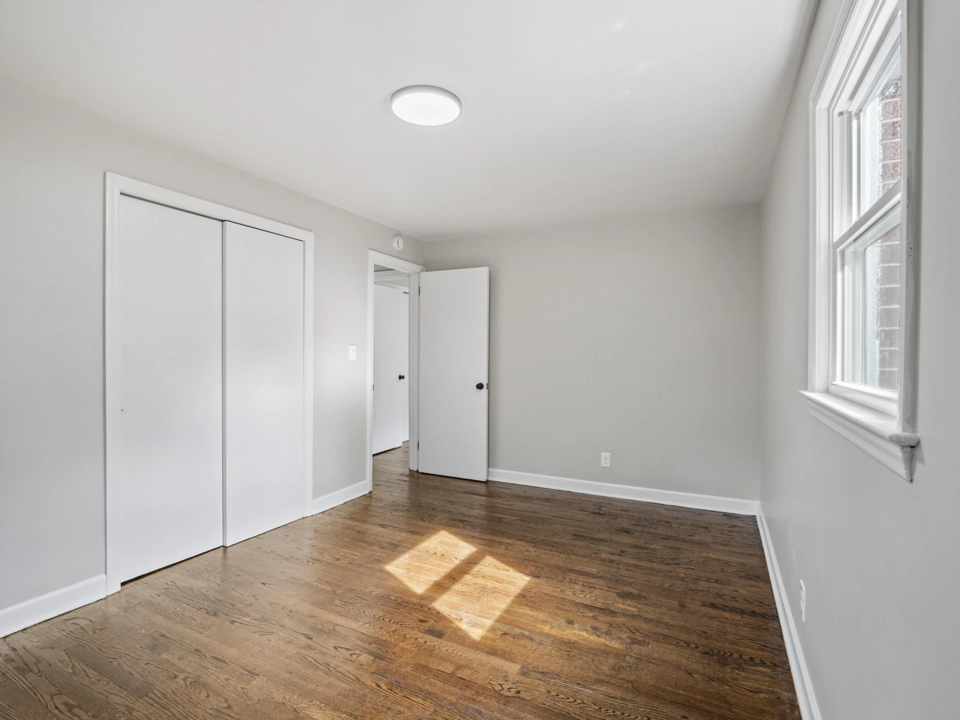 118 Burwood PL - Photo 19