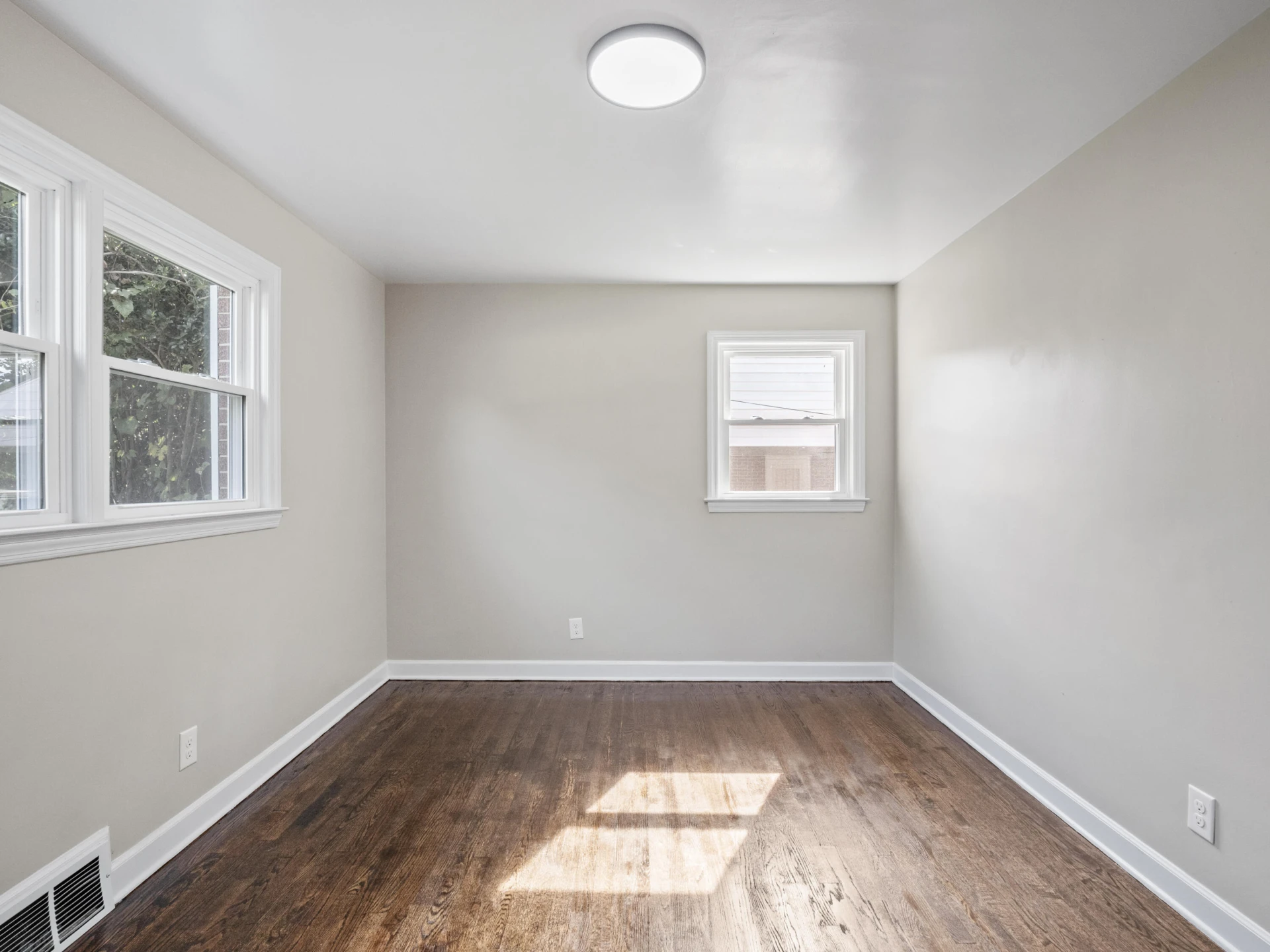 118 Burwood PL - Photo 20