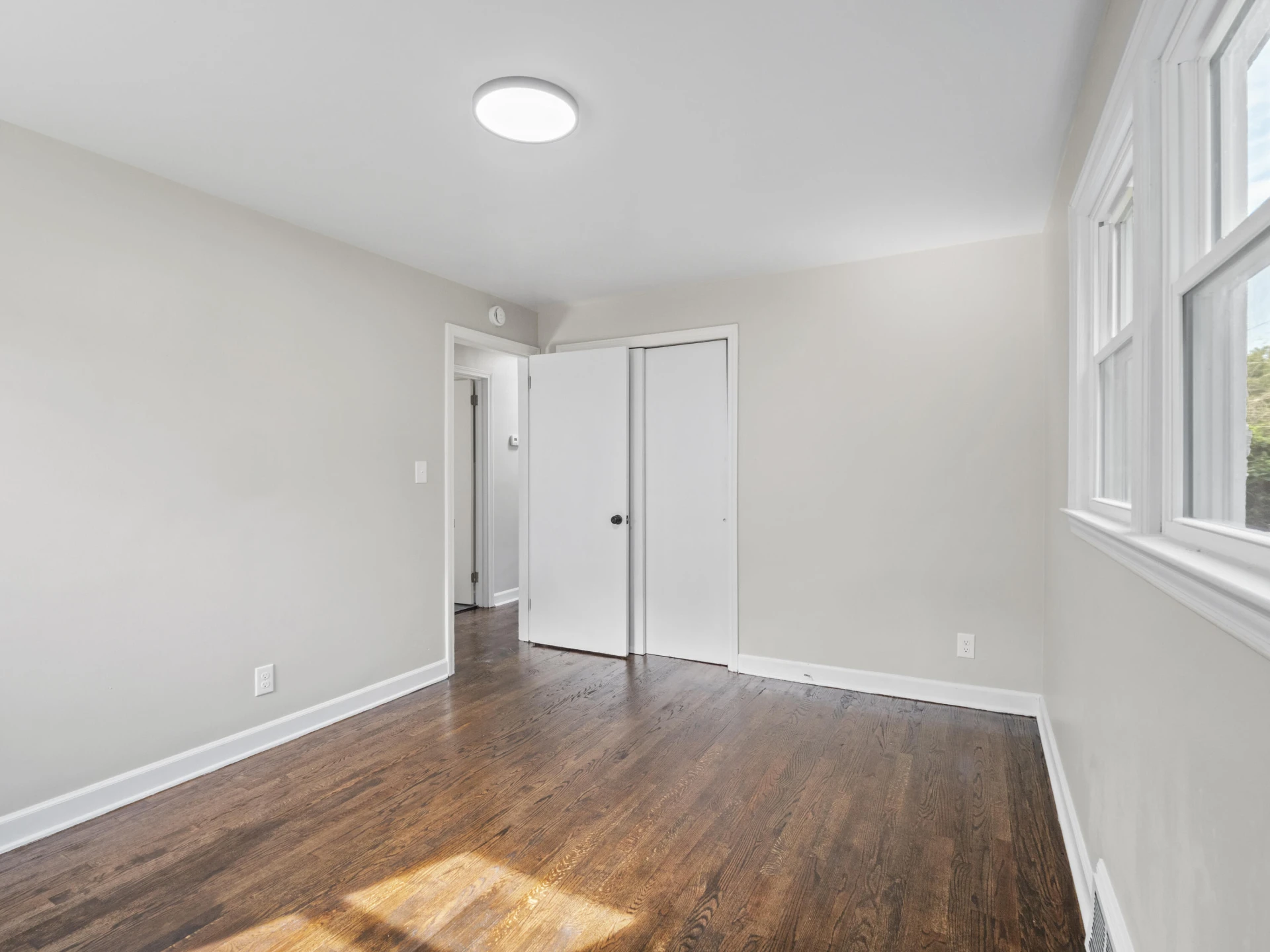 118 Burwood PL - Photo 22