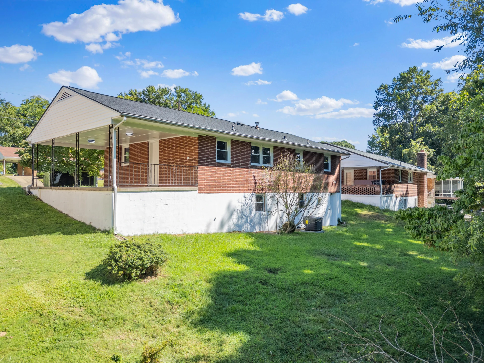 118 Burwood PL - Photo 35