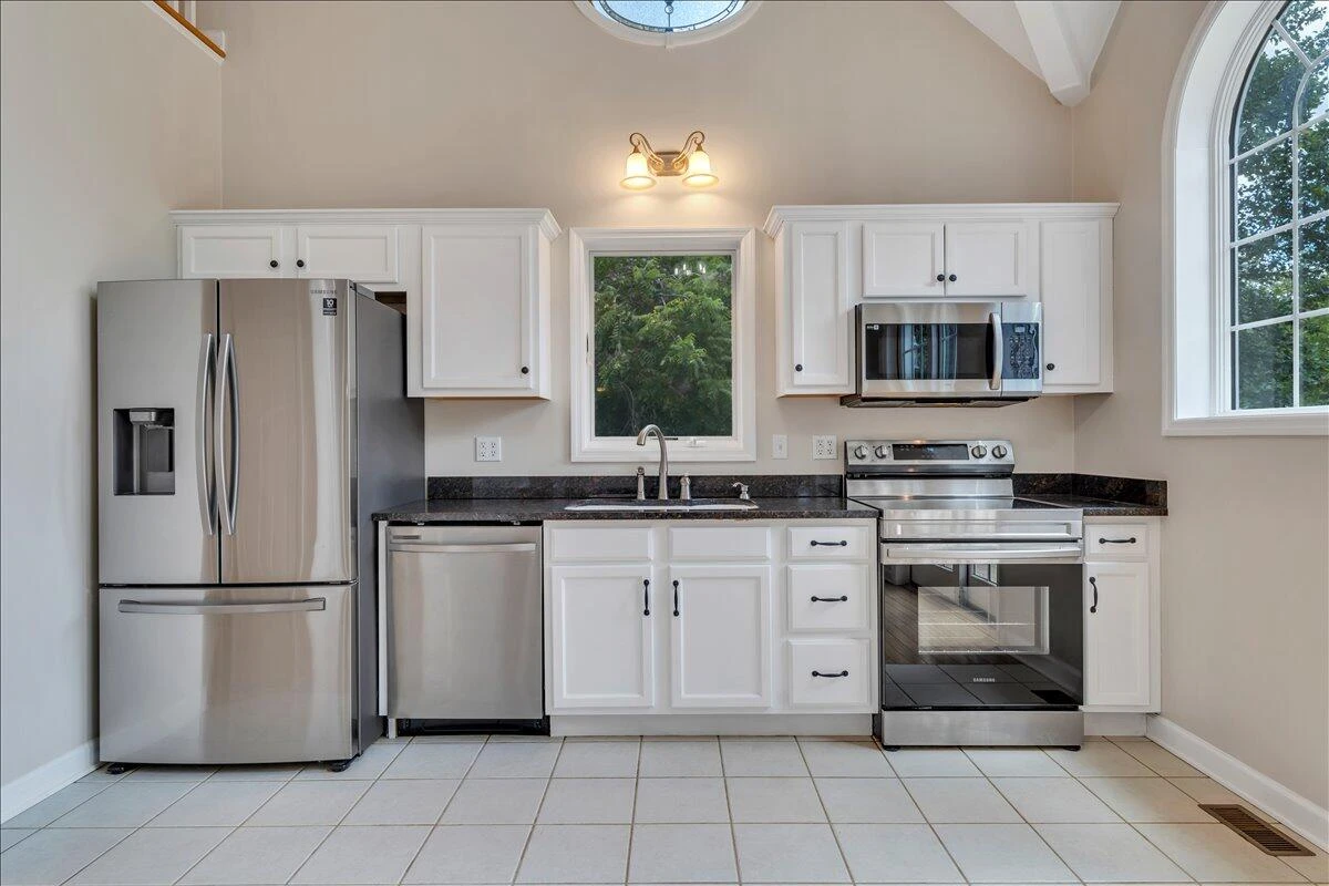 2011 Deepwoods RD - Photo 12