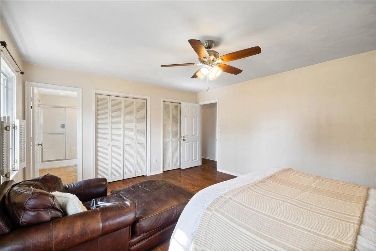 3337 Hollyfield CIR - Photo 19