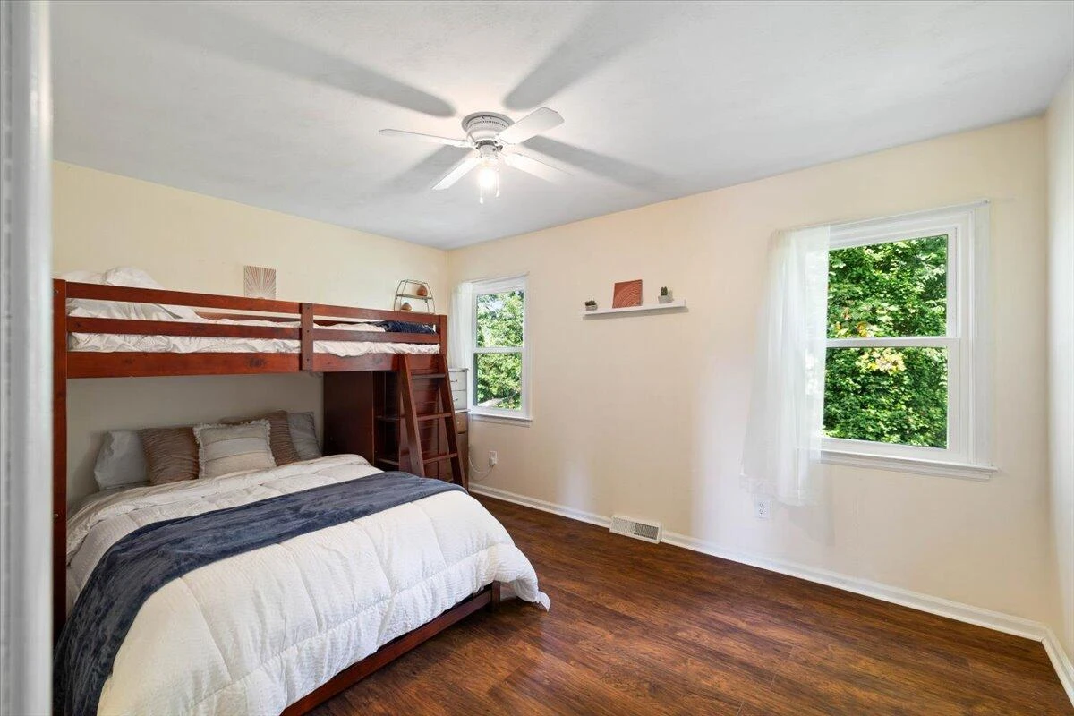 3337 Hollyfield CIR - Photo 22