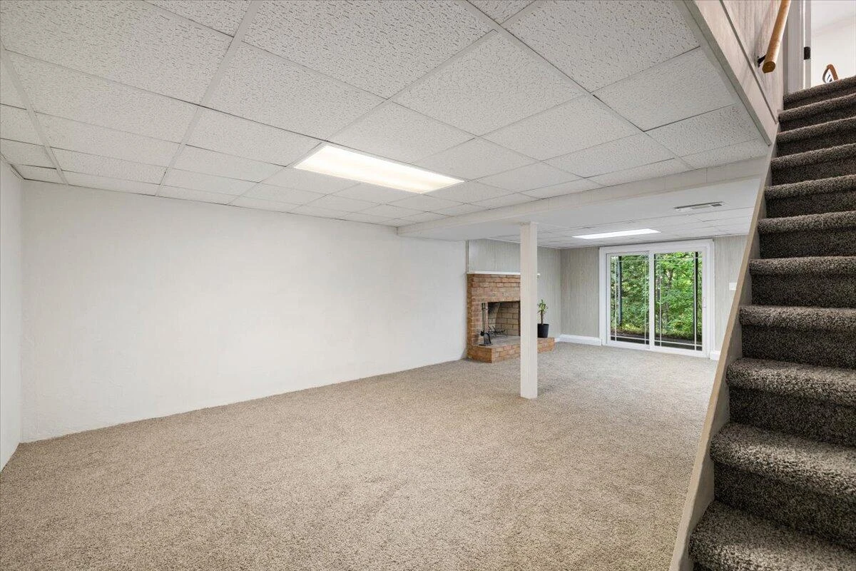 3337 Hollyfield CIR - Photo 26
