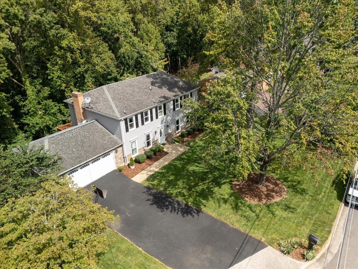 3337 Hollyfield CIR - Photo 37