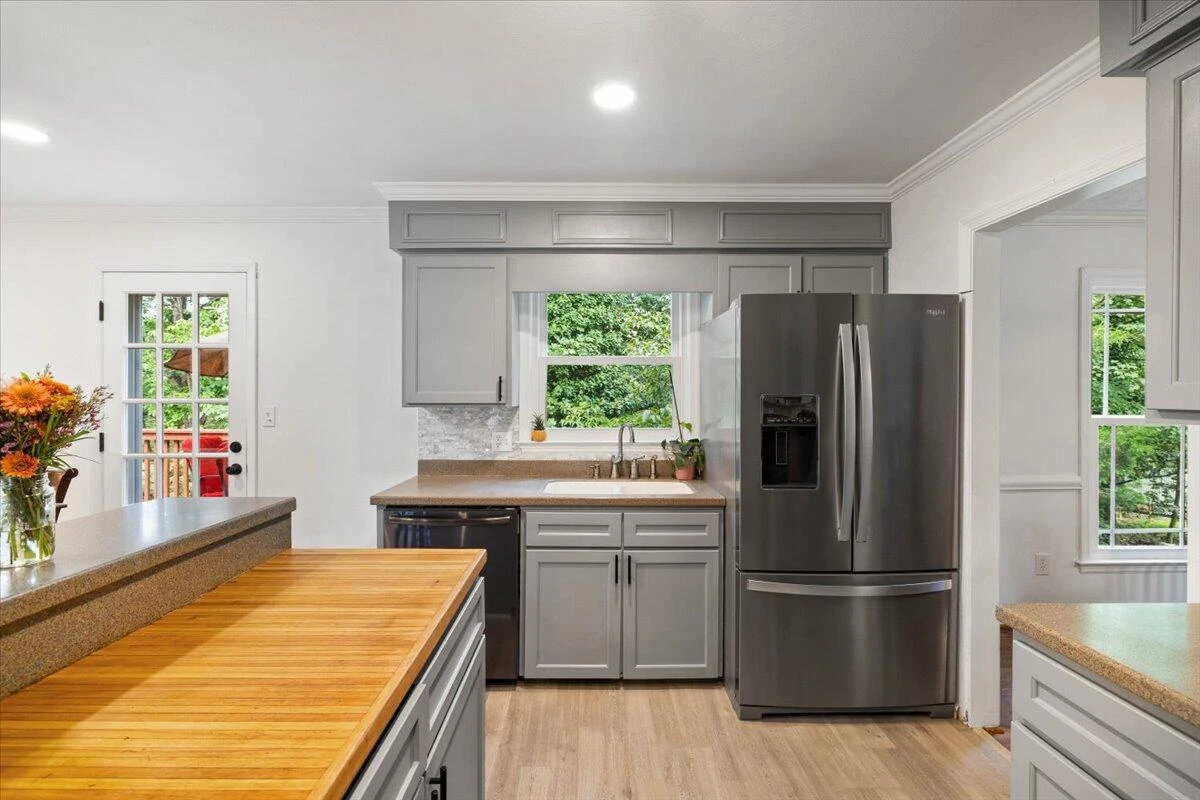 3337 Hollyfield CIR - Photo 12