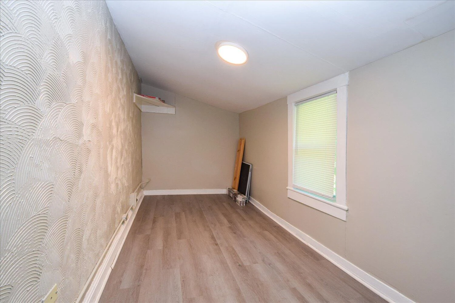 1327 Main ST SW - Photo 22