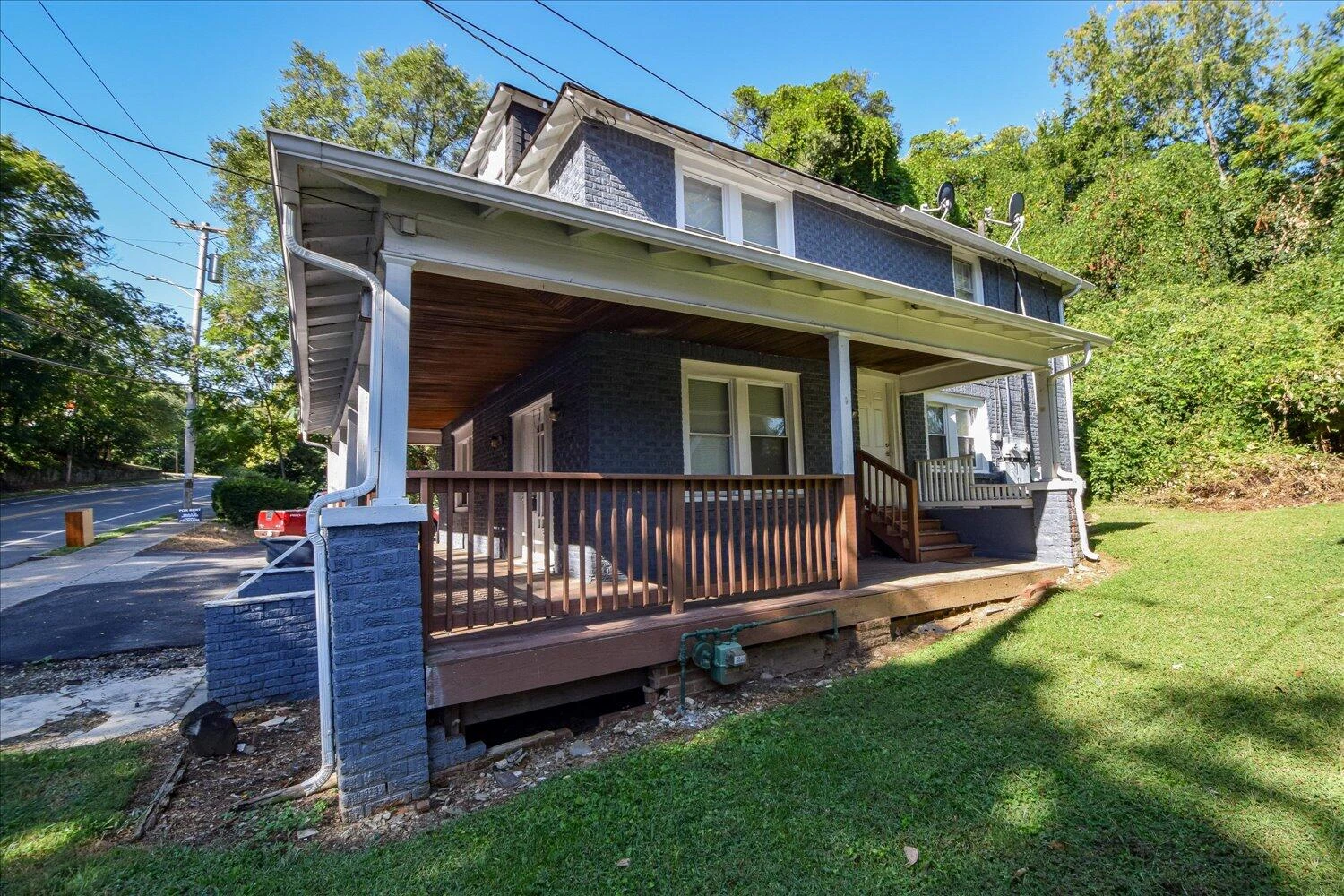 1327 Main ST SW - Photo 26