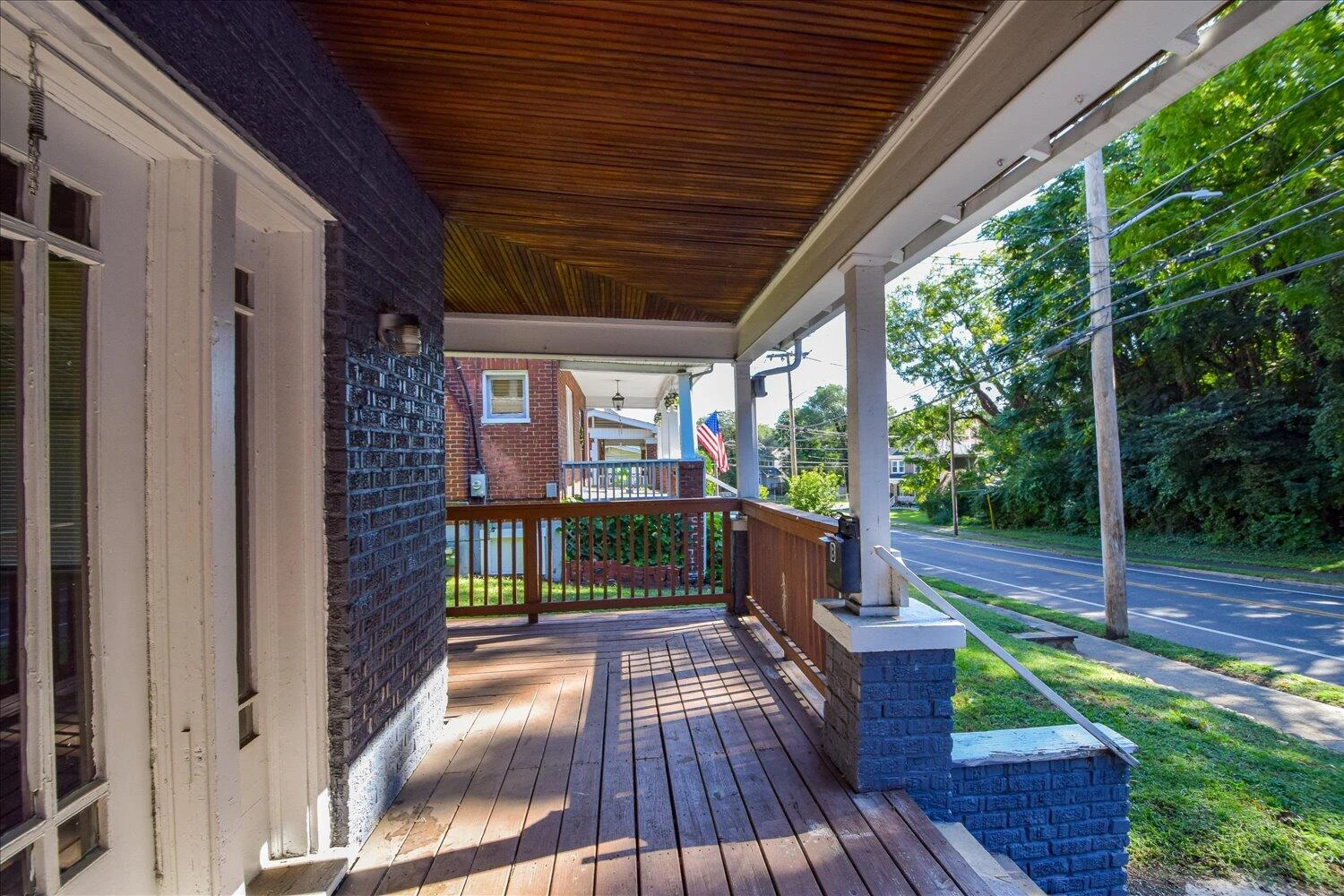 1327 Main ST SW - Photo 29
