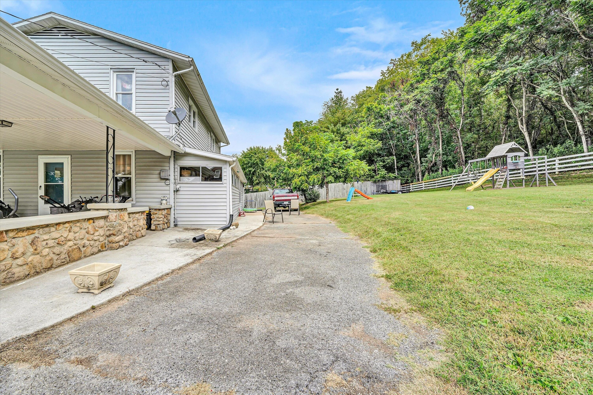 218 Albemarle AVE - Photo 24