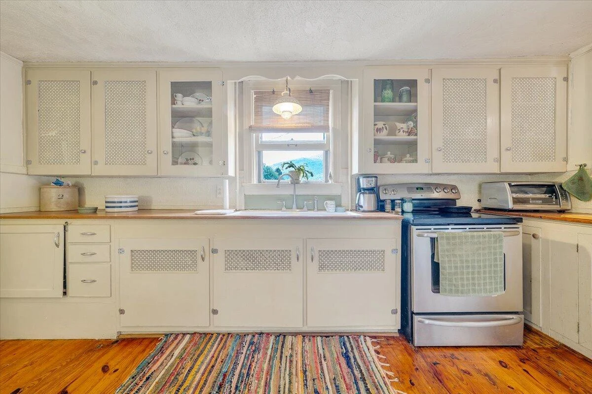 135 13th ST - Photo 15