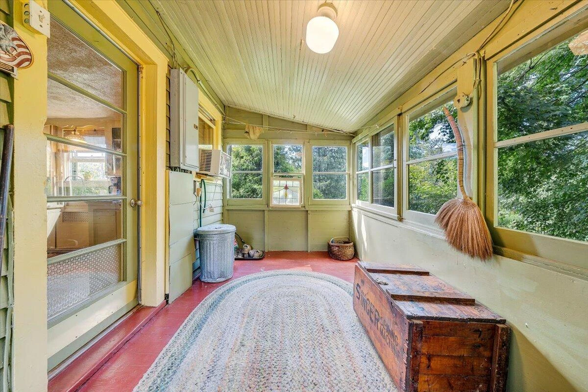 135 13th ST - Photo 30