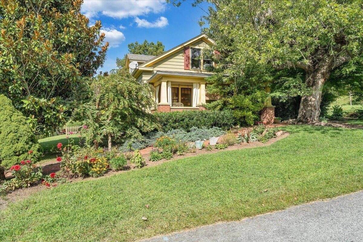 135 13th ST - Photo 37